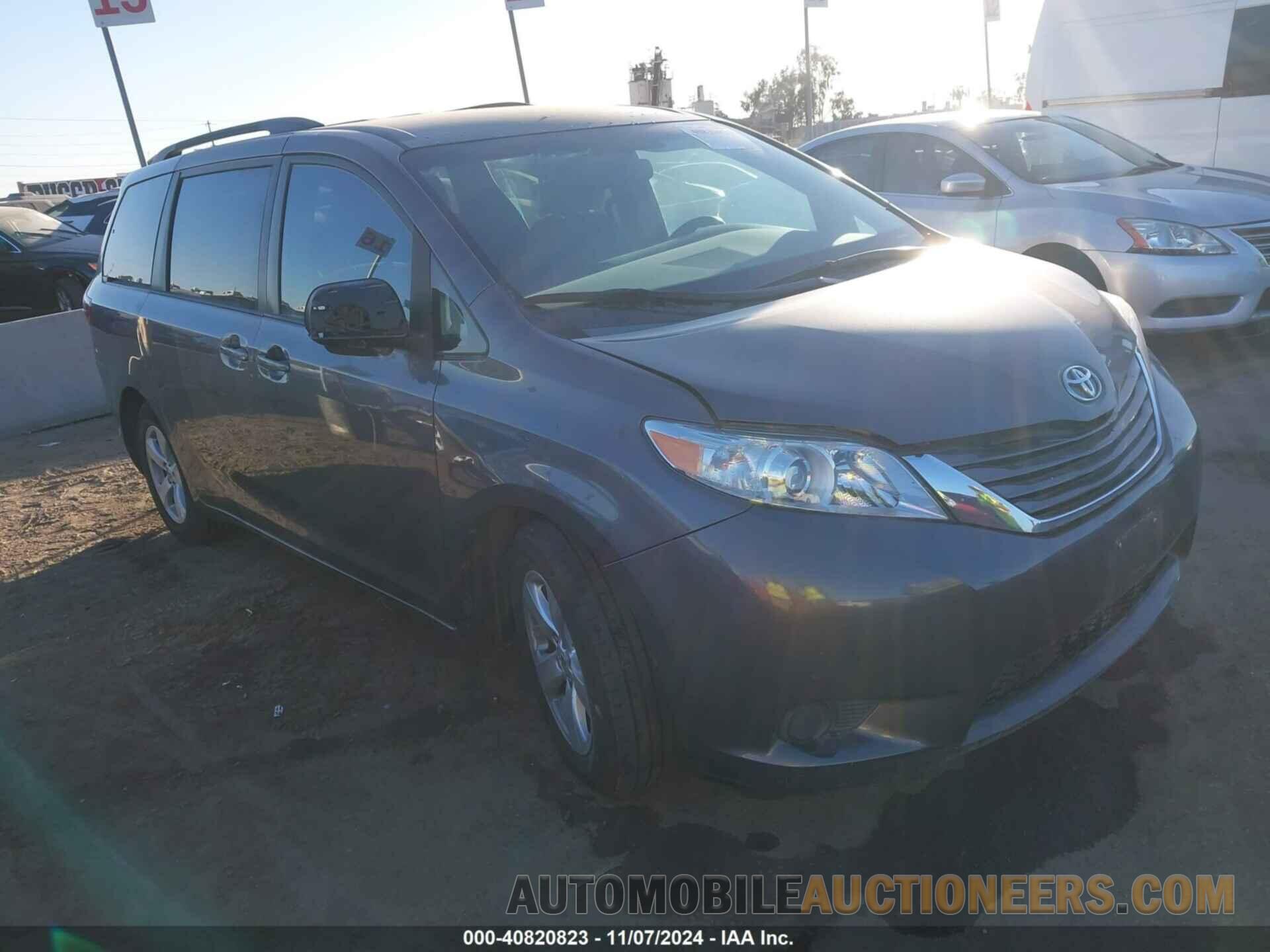 5TDKK3DC2FS609783 TOYOTA SIENNA 2015