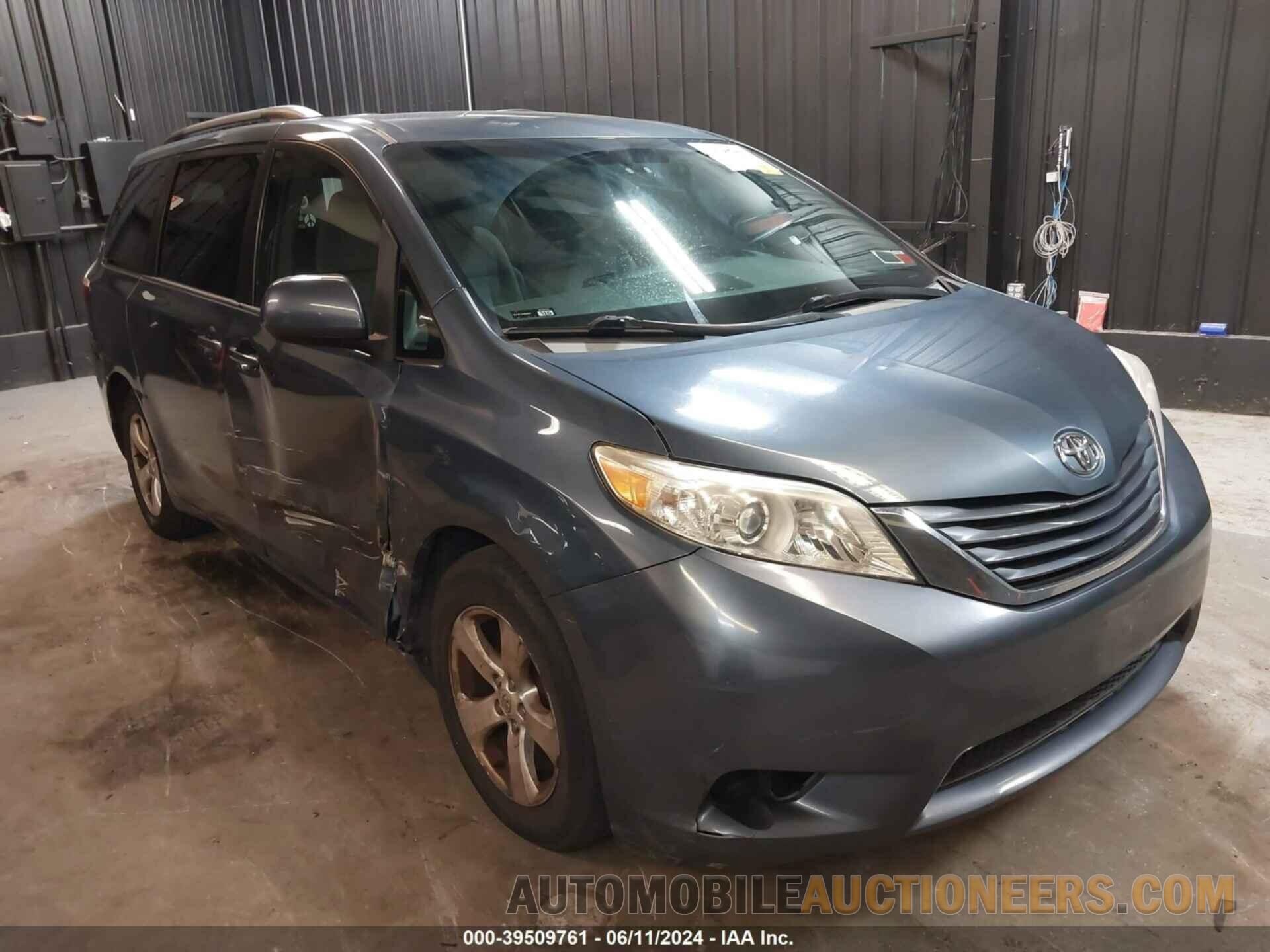 5TDKK3DC2FS610657 TOYOTA SIENNA 2015