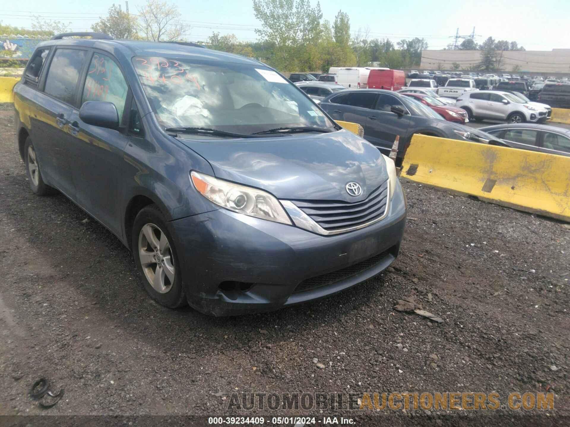 5TDKK3DC2GS720979 TOYOTA SIENNA 2016