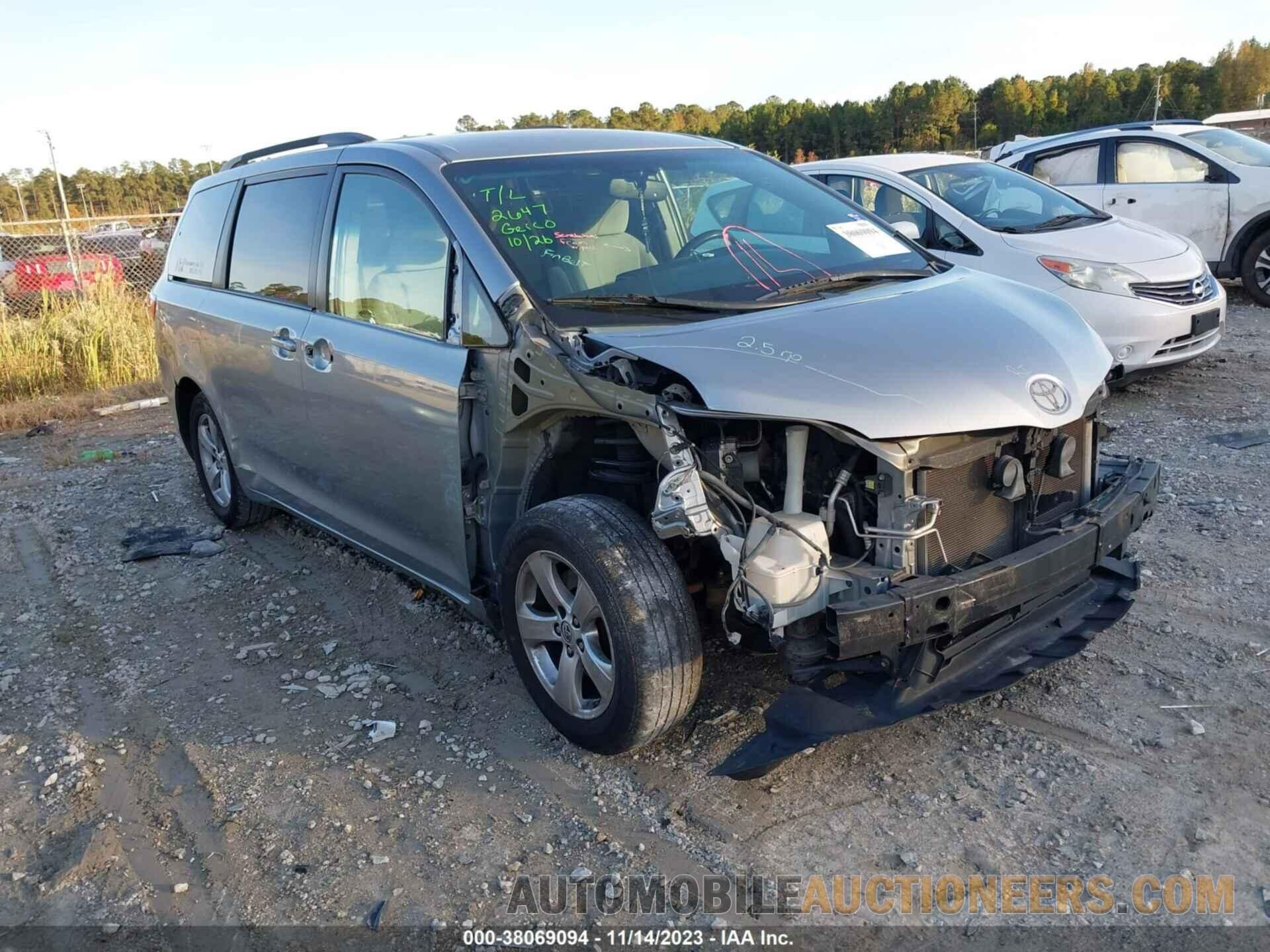 5TDKK3DC3FS589169 TOYOTA SIENNA 2015