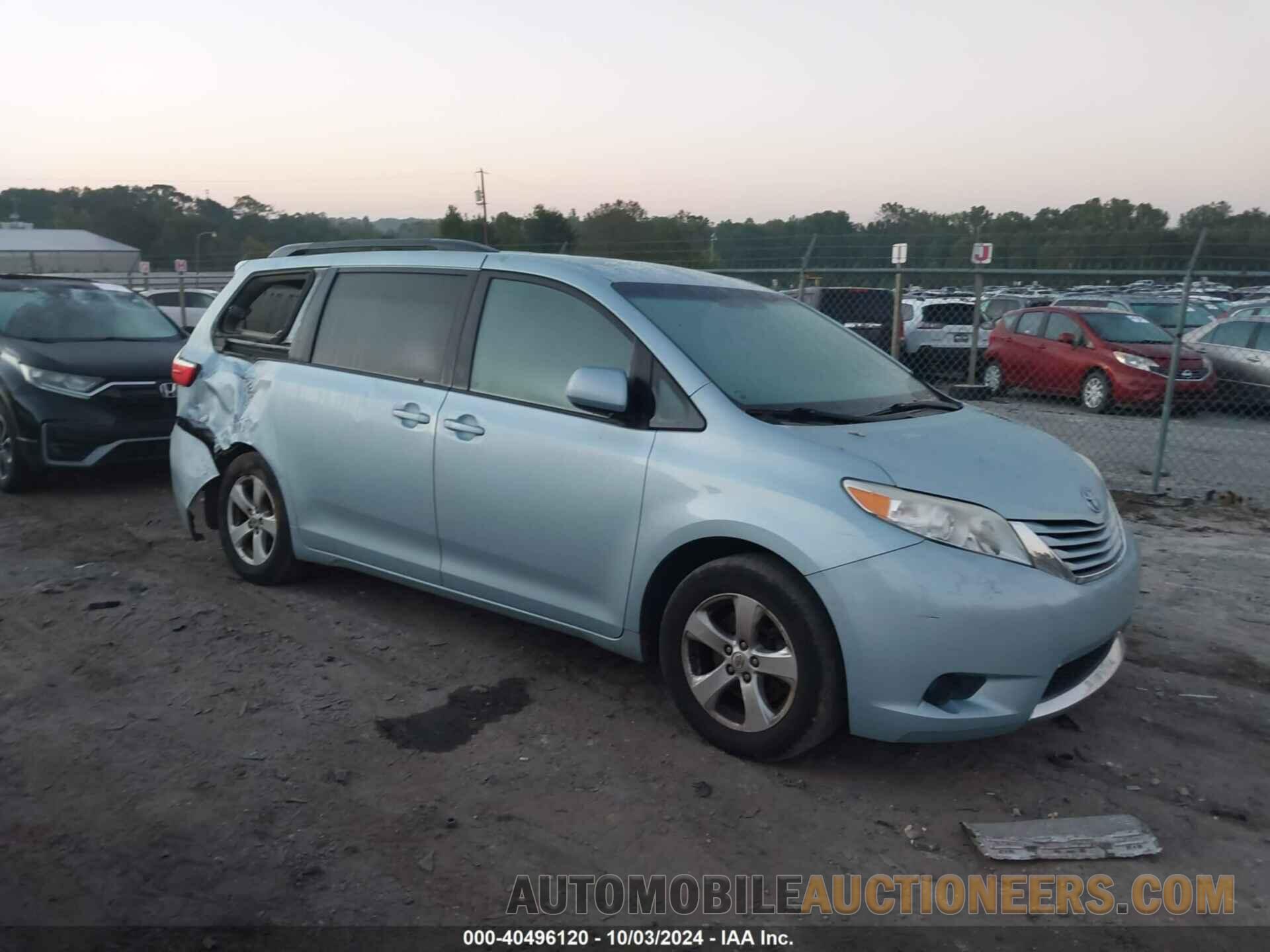 5TDKK3DC3FS676148 TOYOTA SIENNA 2015