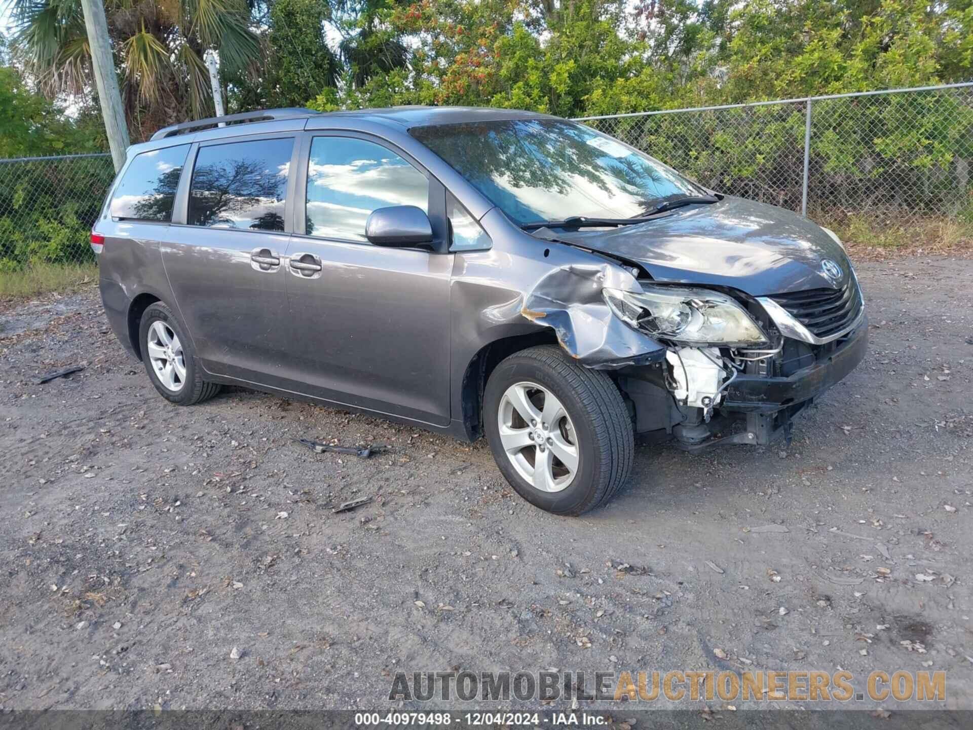 5TDKK3DC4CS267040 TOYOTA SIENNA 2012