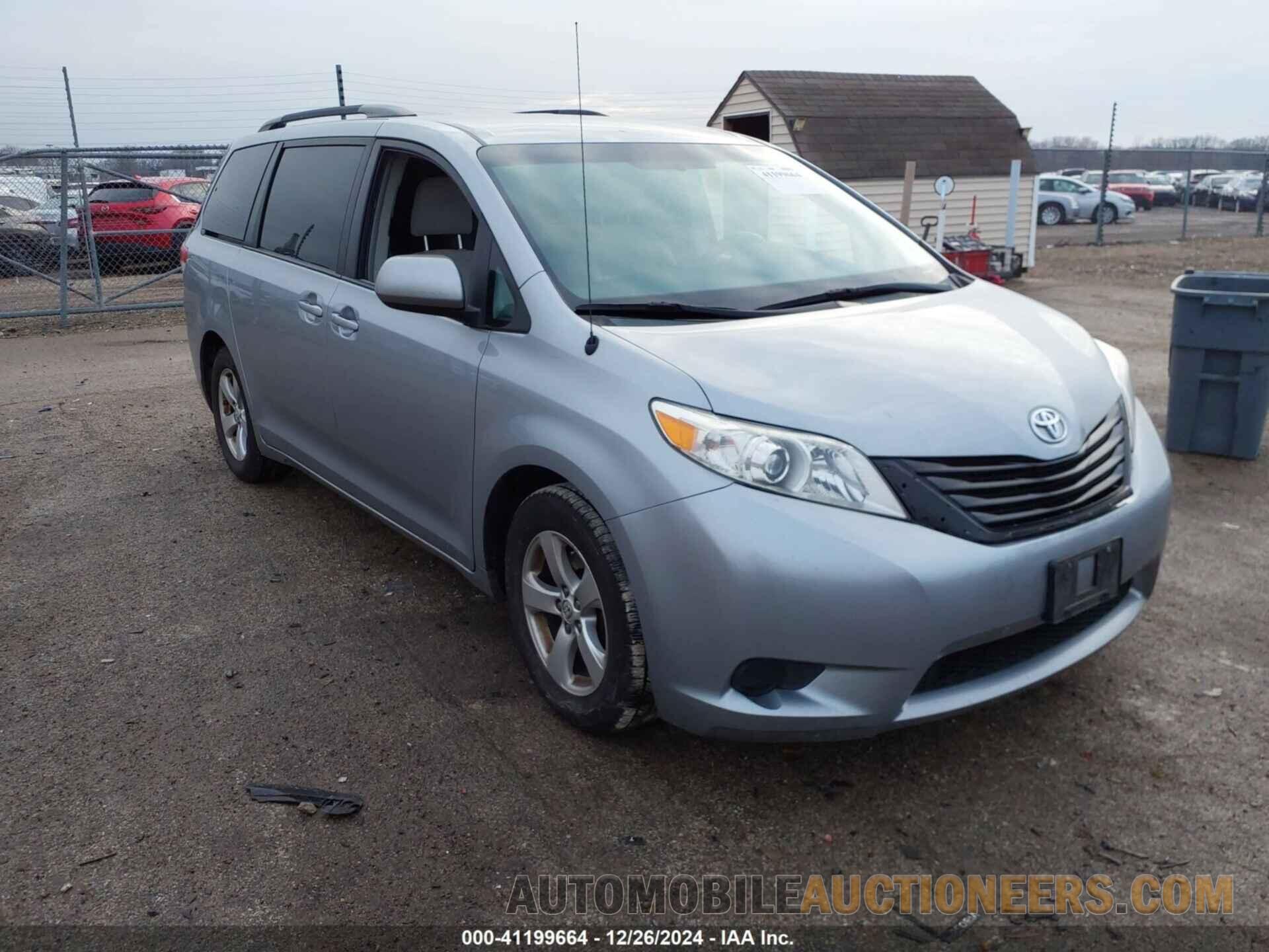 5TDKK3DC4DS365552 TOYOTA SIENNA 2013