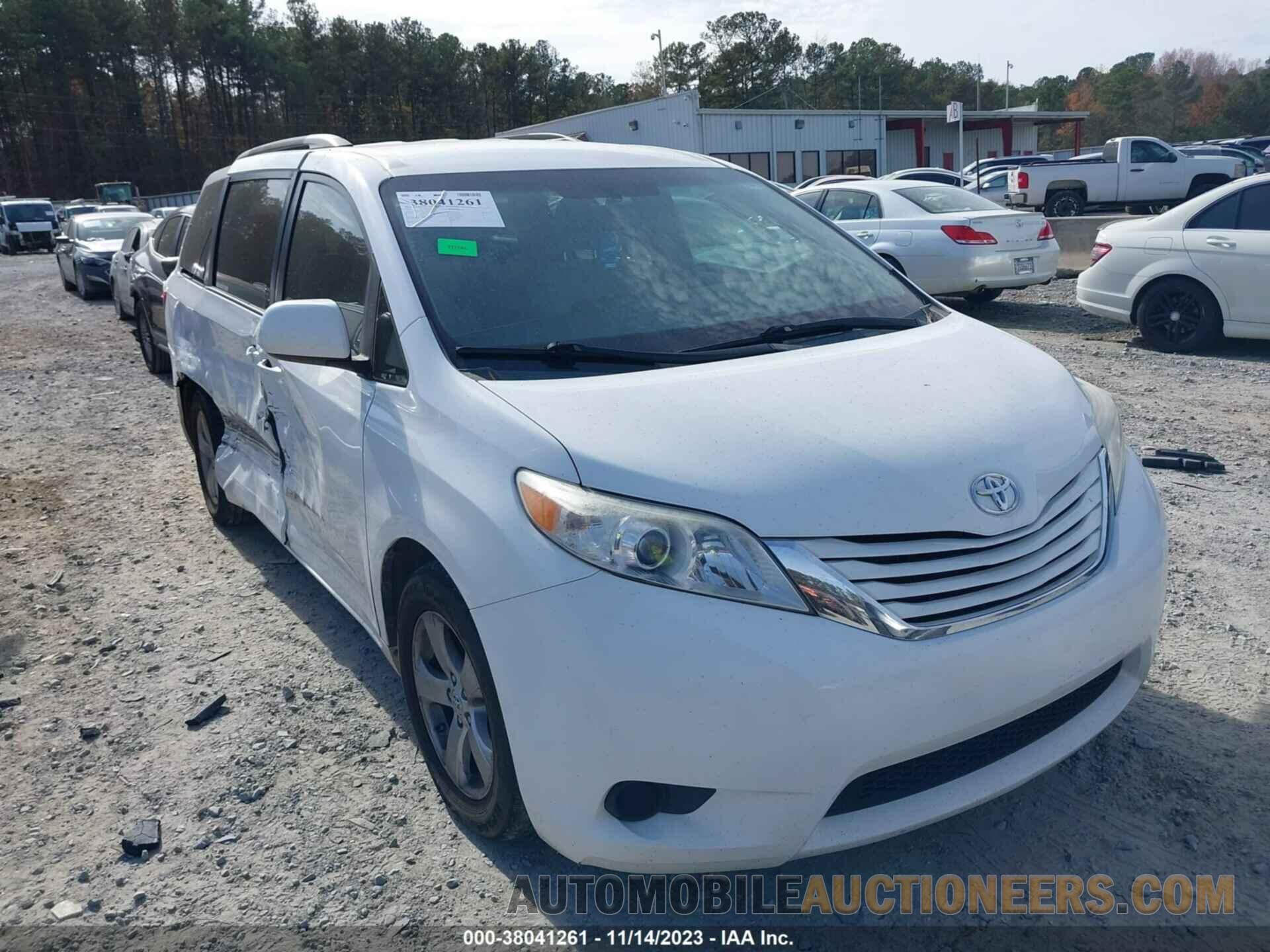 5TDKK3DC4FS541163 TOYOTA SIENNA 2015