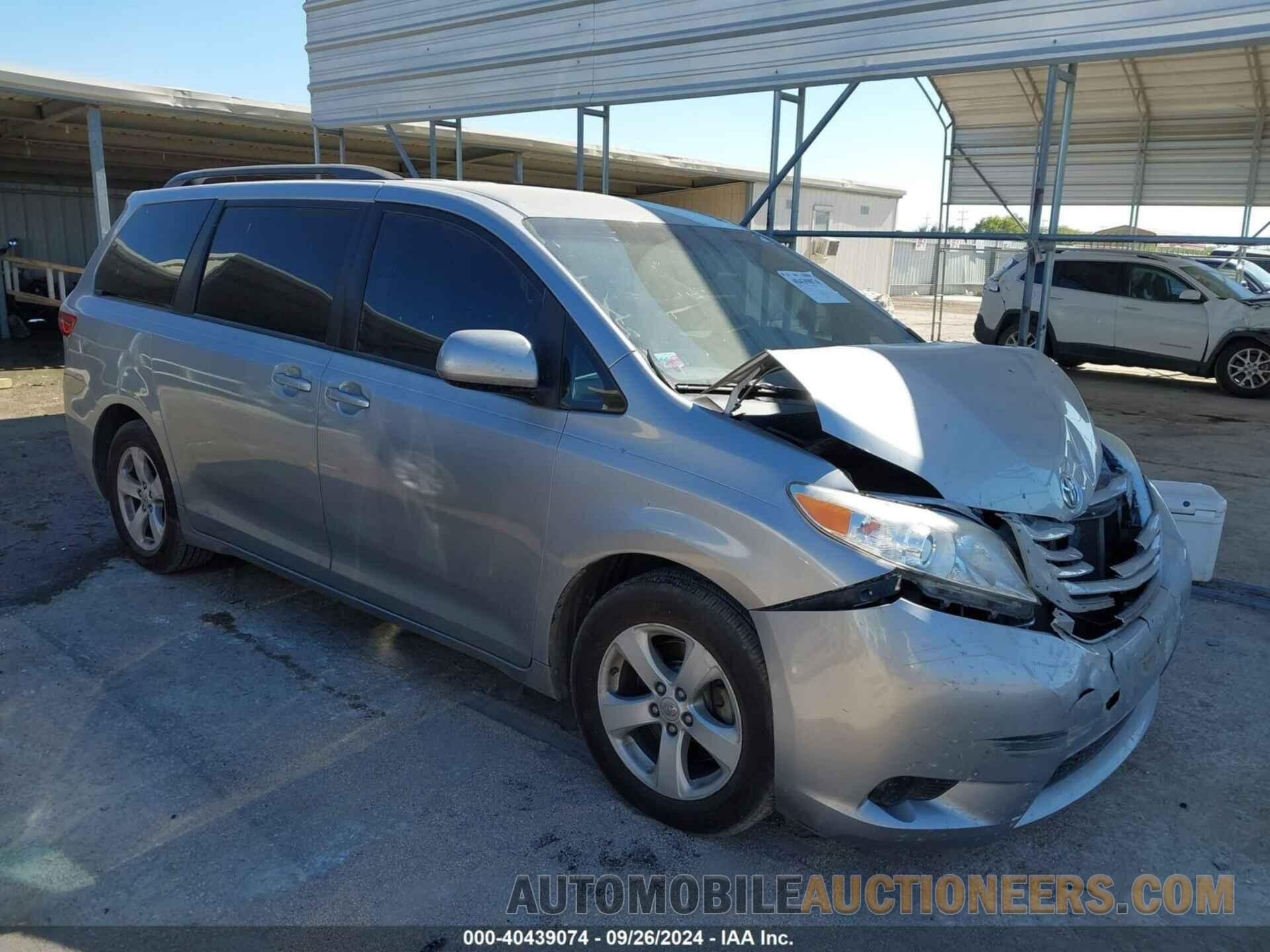 5TDKK3DC4FS577998 TOYOTA SIENNA 2015