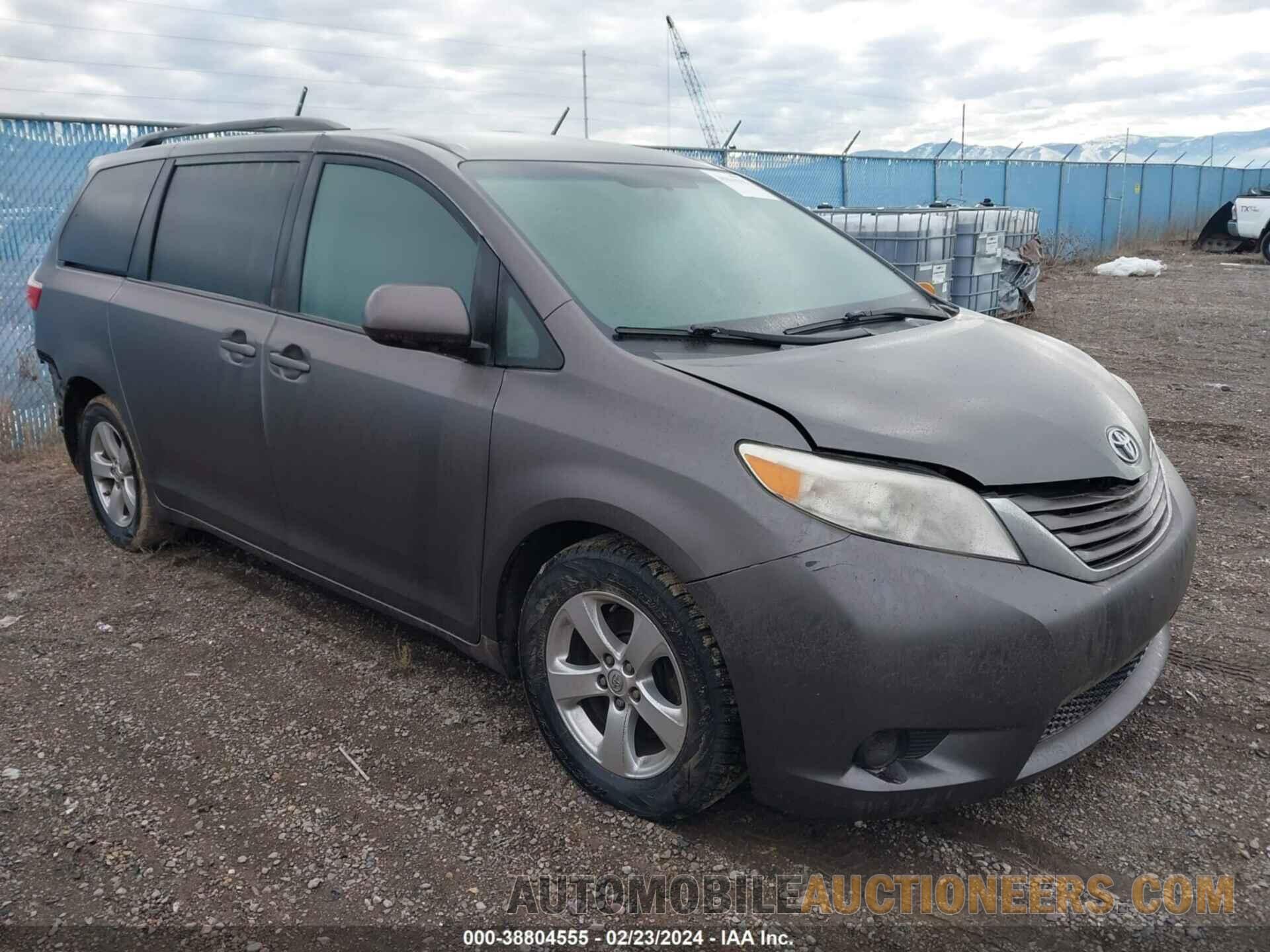 5TDKK3DC4FS604360 TOYOTA SIENNA 2015