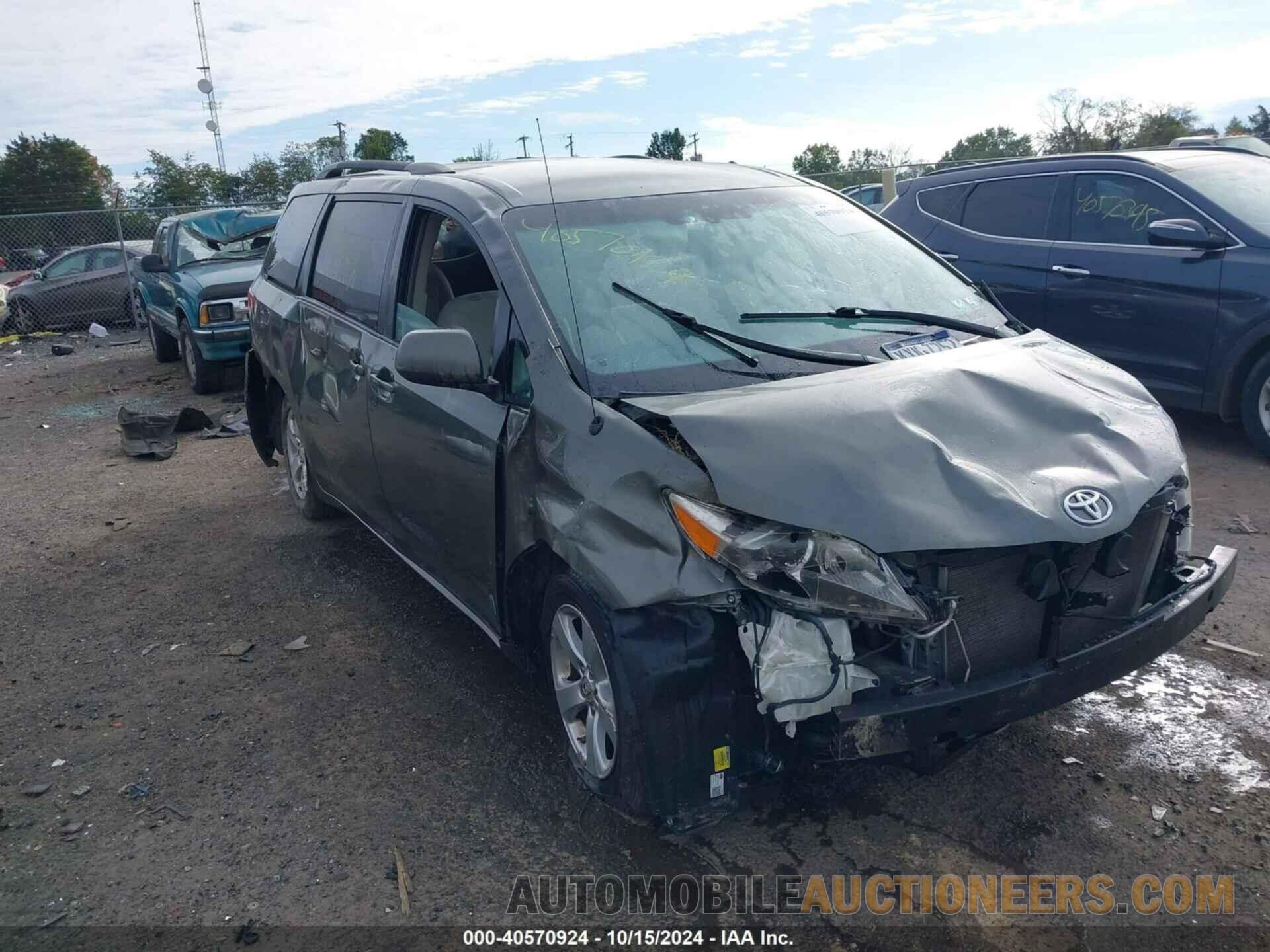 5TDKK3DC5BS009625 TOYOTA SIENNA 2011