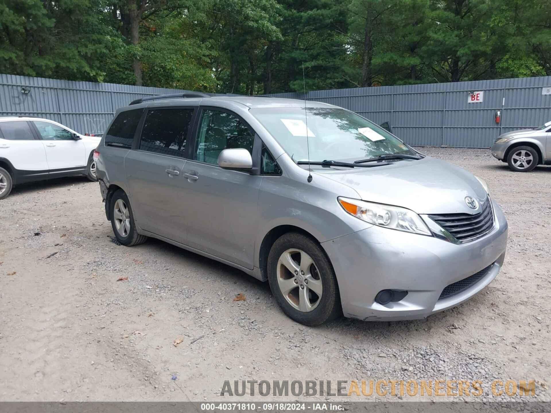 5TDKK3DC5DS399872 TOYOTA SIENNA 2013