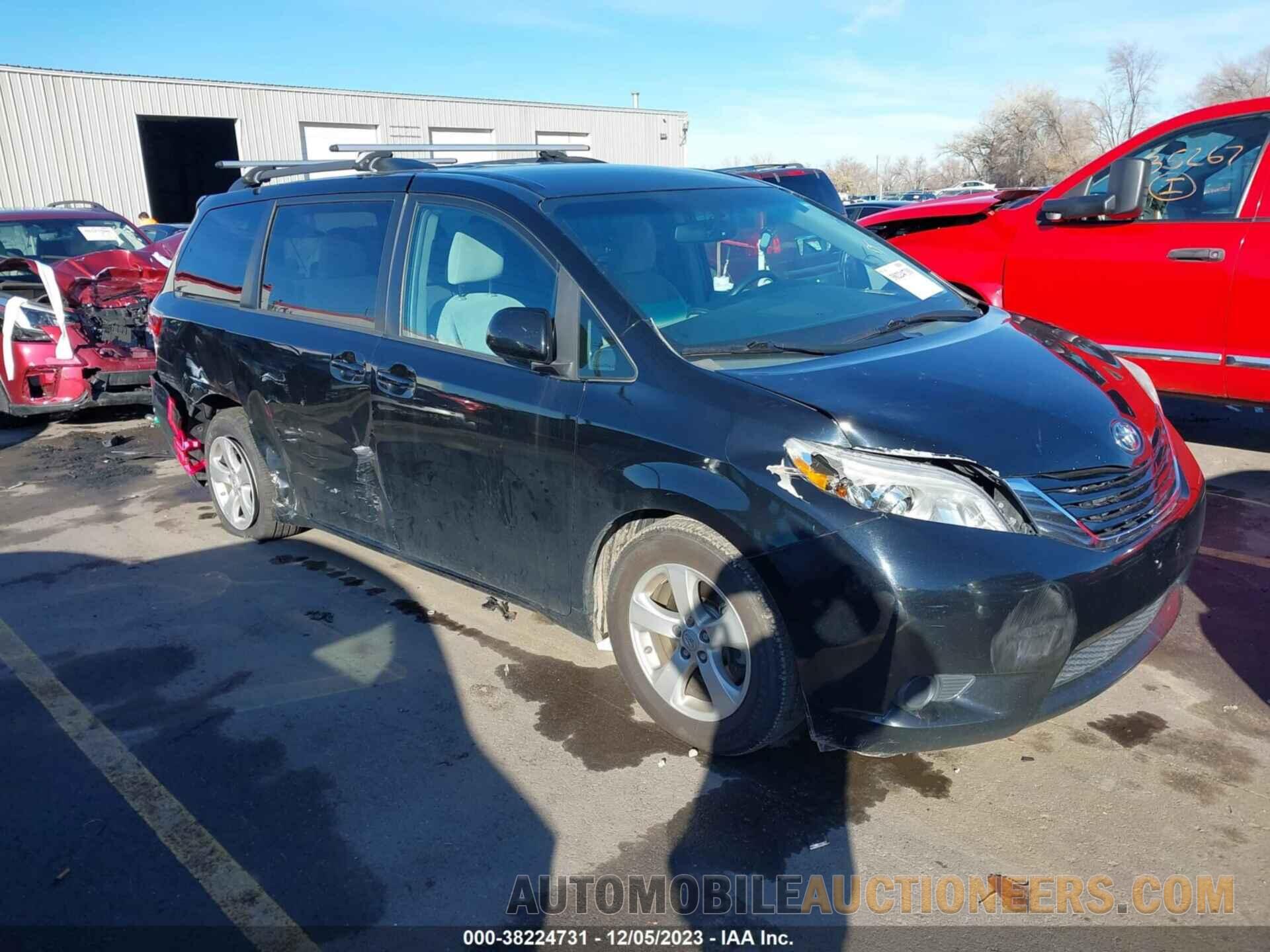 5TDKK3DC5FS560918 TOYOTA SIENNA 2015