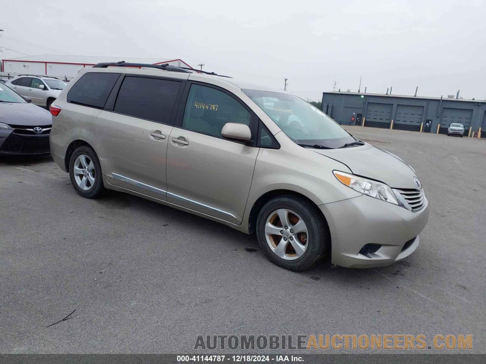 5TDKK3DC5FS566511 TOYOTA SIENNA 2015