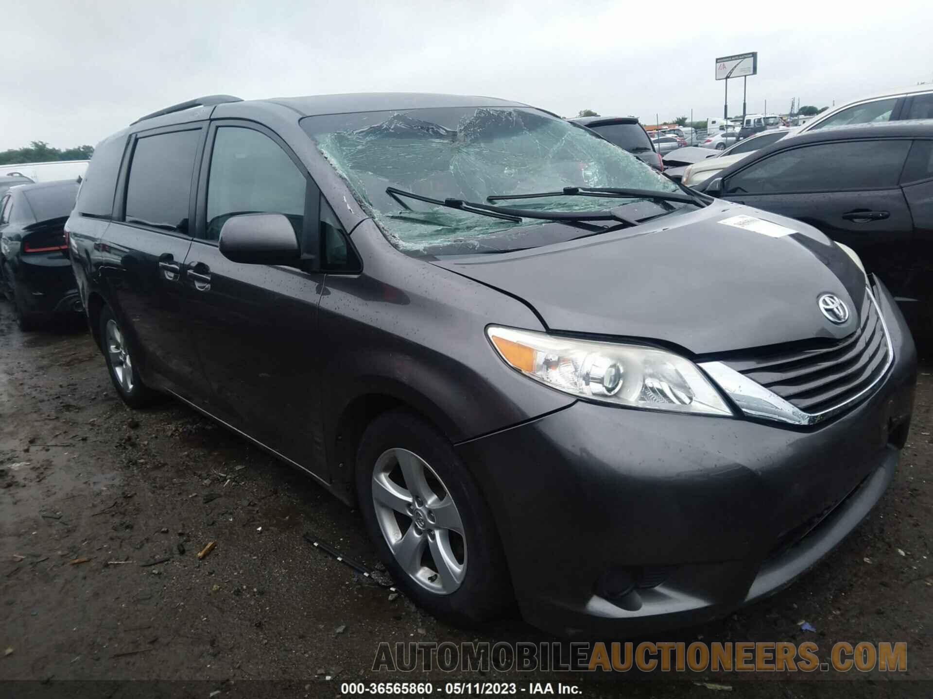 5TDKK3DC5FS611415 TOYOTA SIENNA 2015