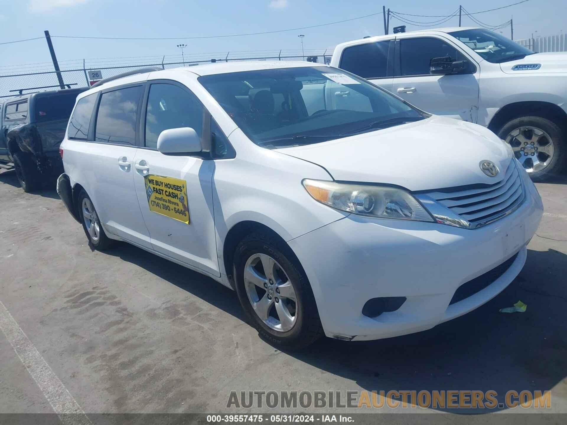 5TDKK3DC5FS615481 TOYOTA SIENNA 2015