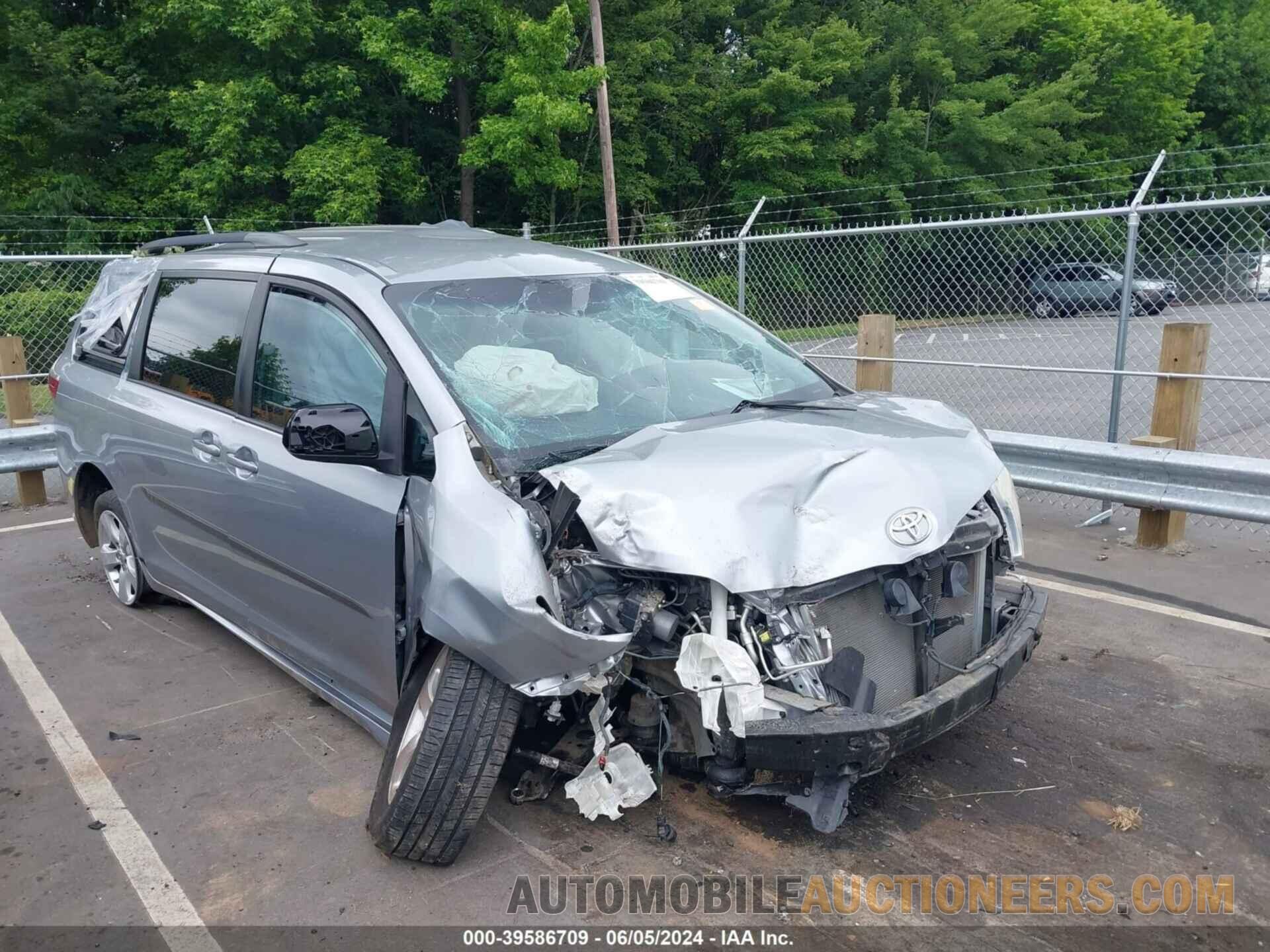 5TDKK3DC5GS698265 TOYOTA SIENNA 2016