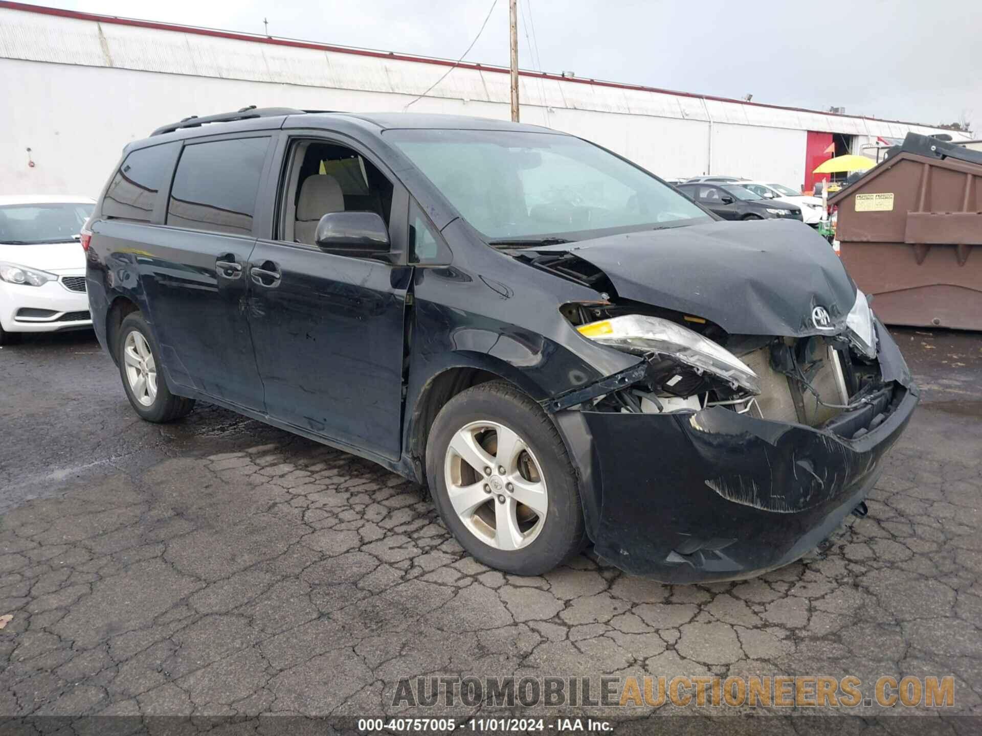 5TDKK3DC6FS550611 TOYOTA SIENNA 2015