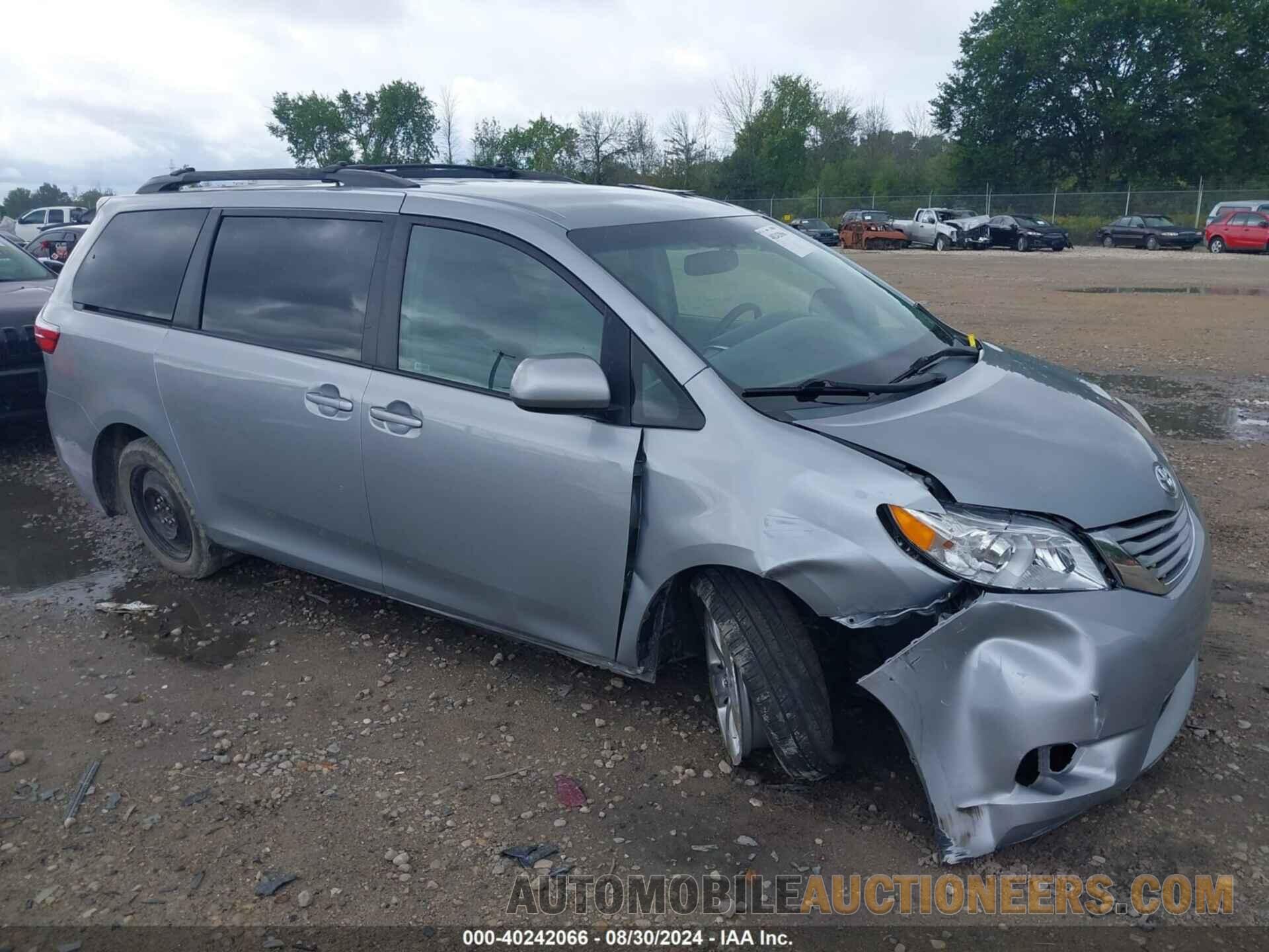 5TDKK3DC6FS617031 TOYOTA SIENNA 2015