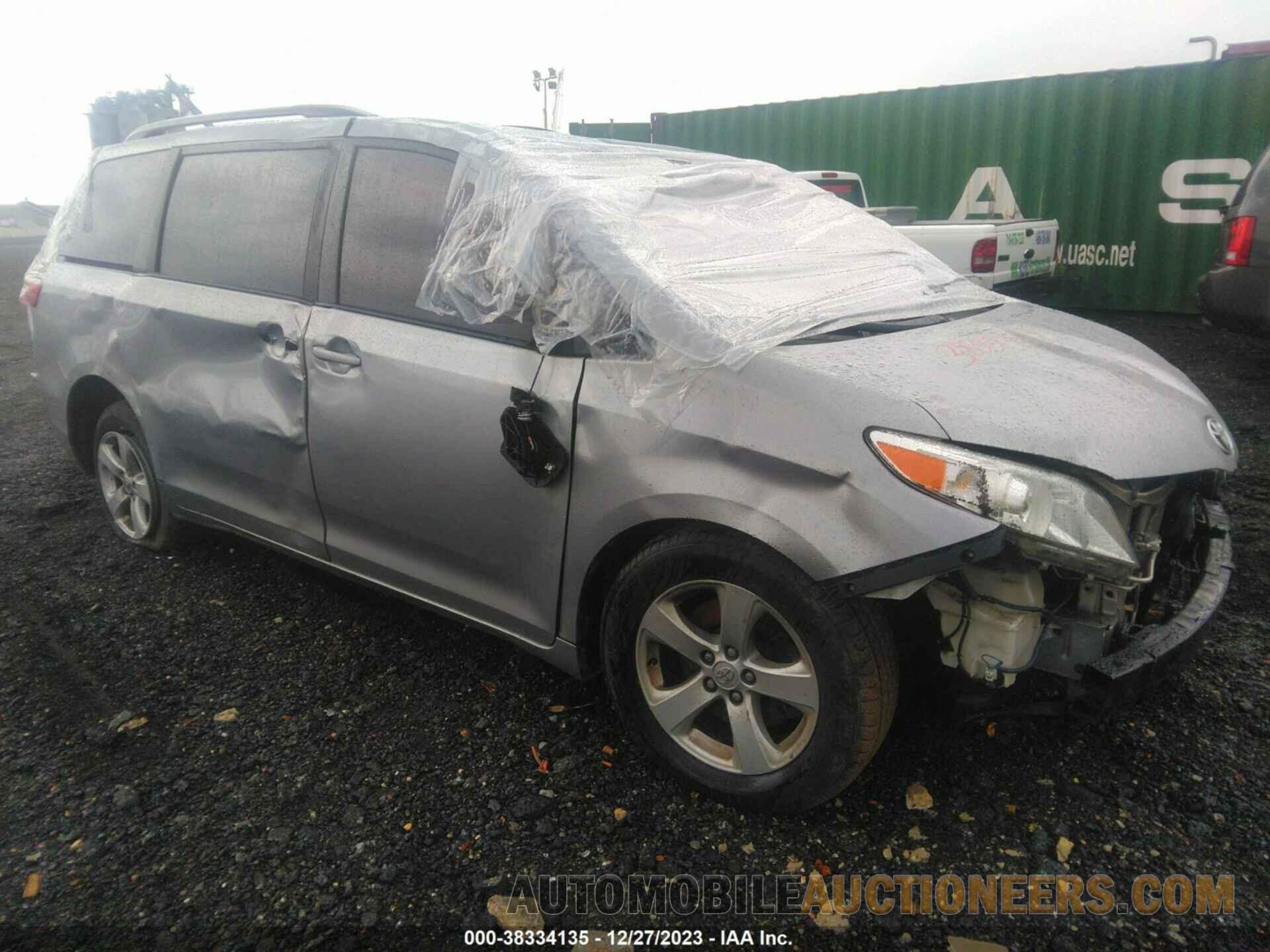 5TDKK3DC6FS663751 TOYOTA SIENNA 2015