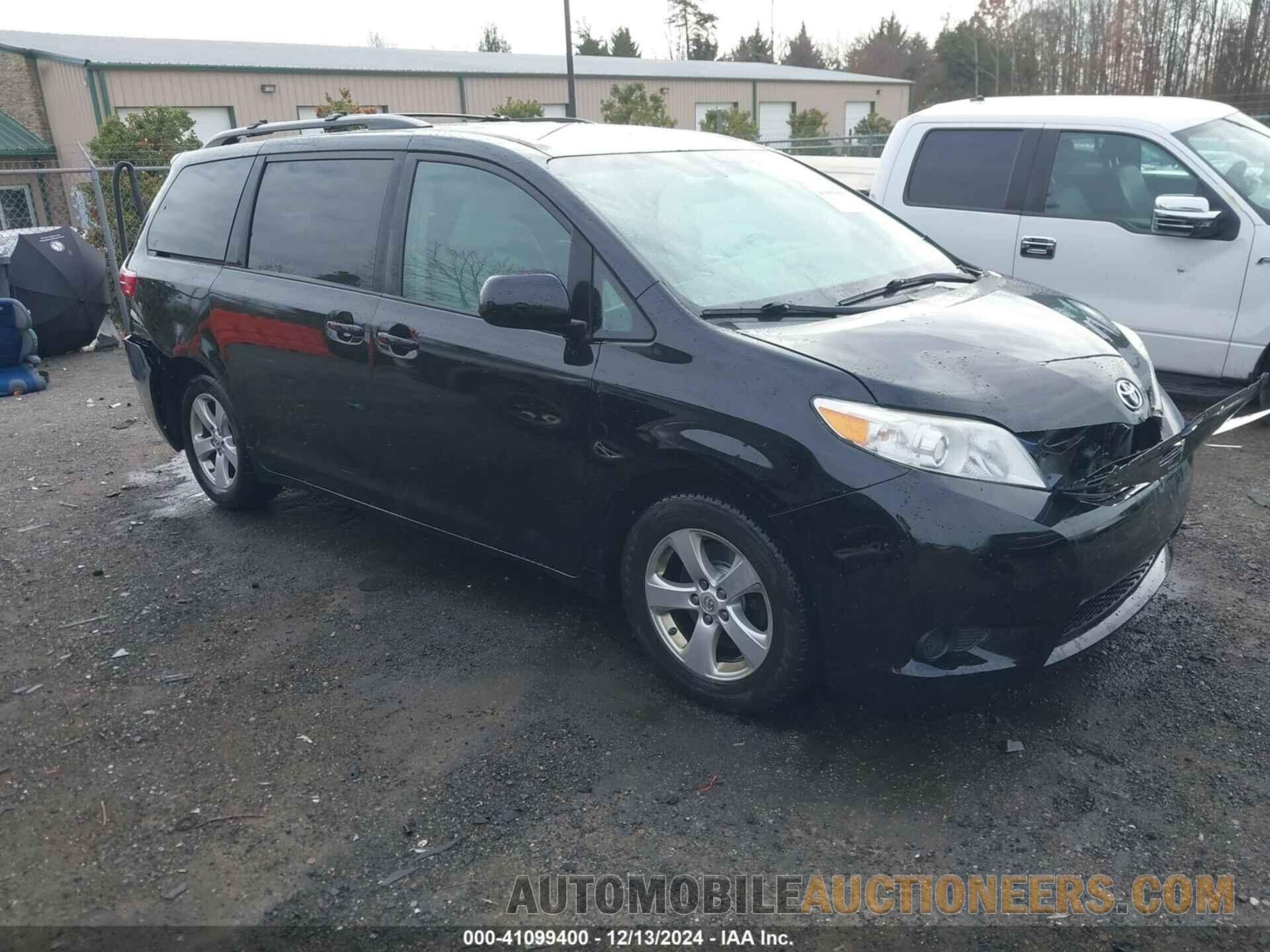 5TDKK3DC6FS671025 TOYOTA SIENNA 2015