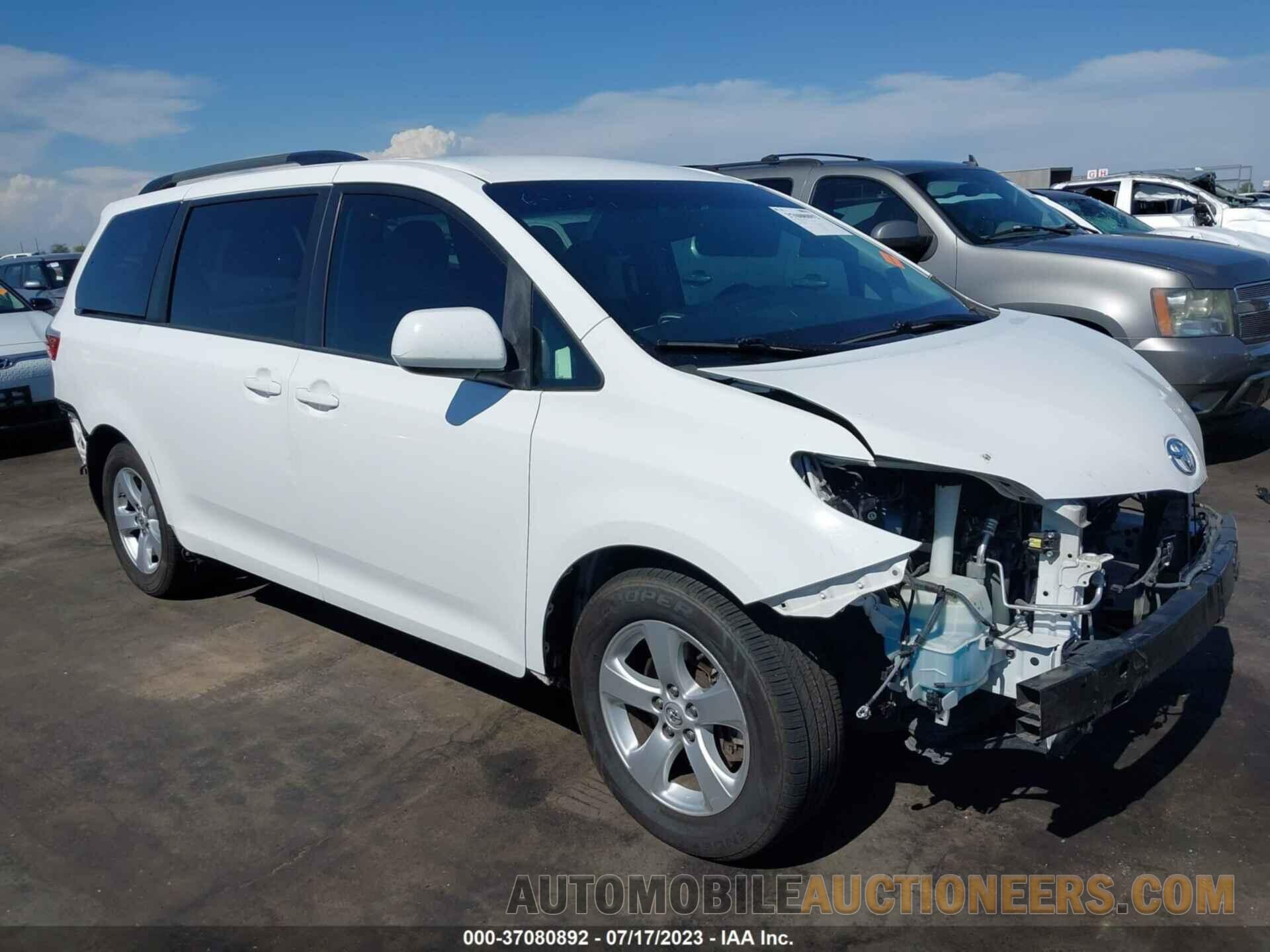 5TDKK3DC6FS686351 TOYOTA SIENNA 2015