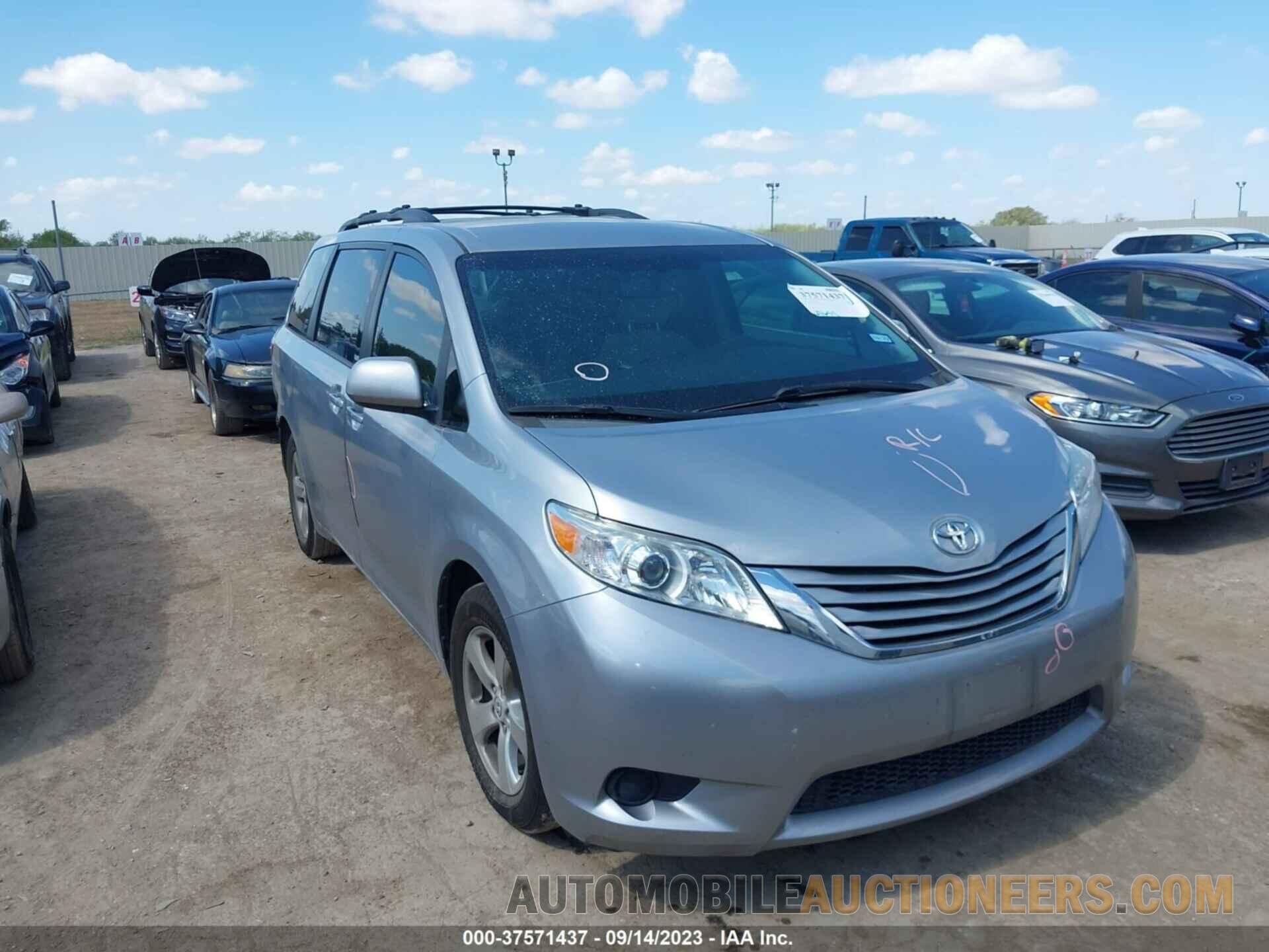 5TDKK3DC7FS659398 TOYOTA SIENNA 2015