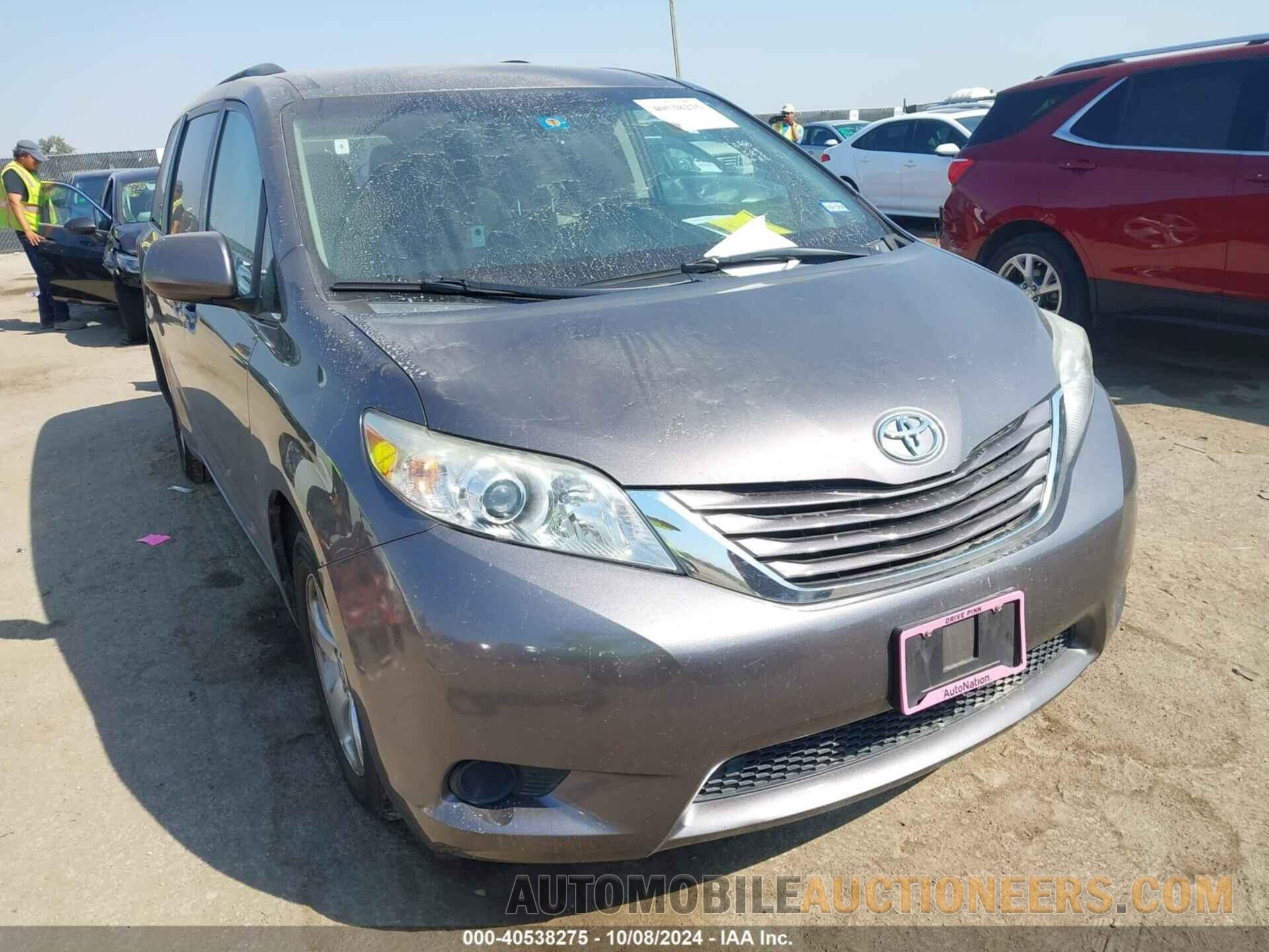 5TDKK3DC7FS669932 TOYOTA SIENNA 2015