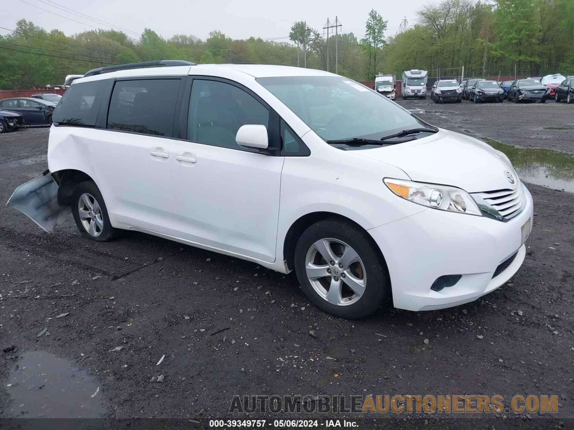 5TDKK3DC7FS670224 TOYOTA SIENNA 2015