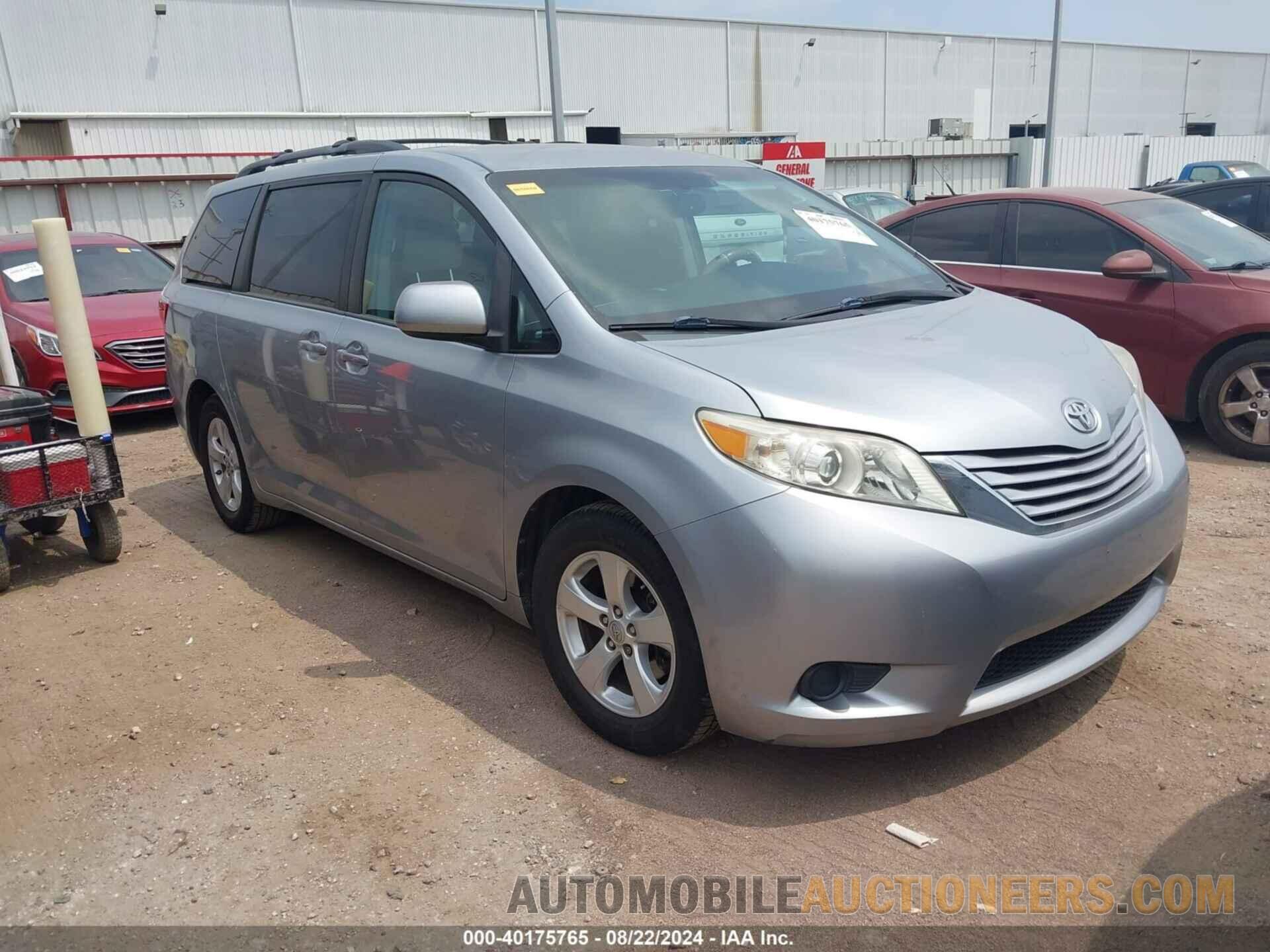 5TDKK3DC7FS673530 TOYOTA SIENNA 2015