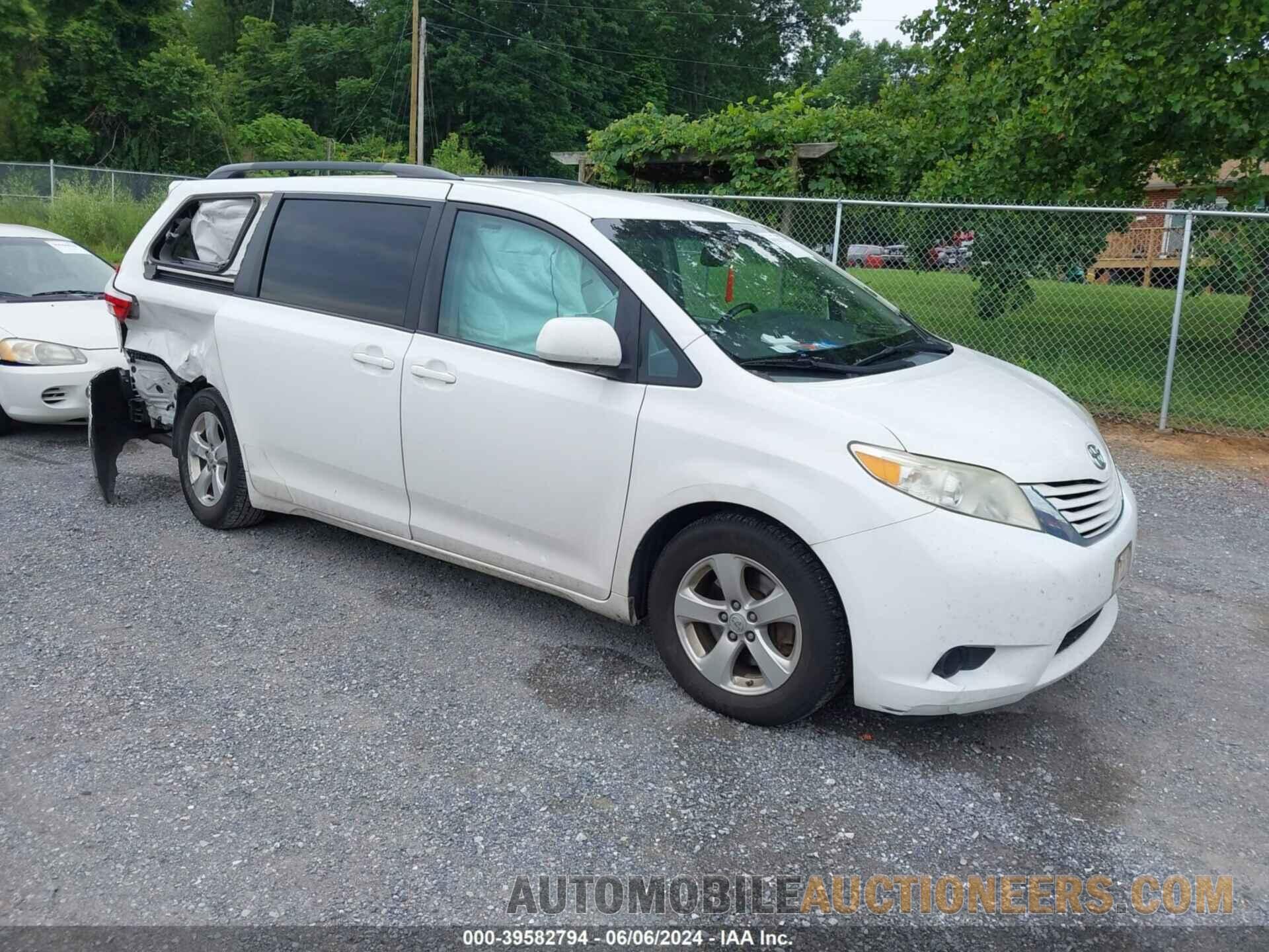 5TDKK3DC7FS684883 TOYOTA SIENNA 2015