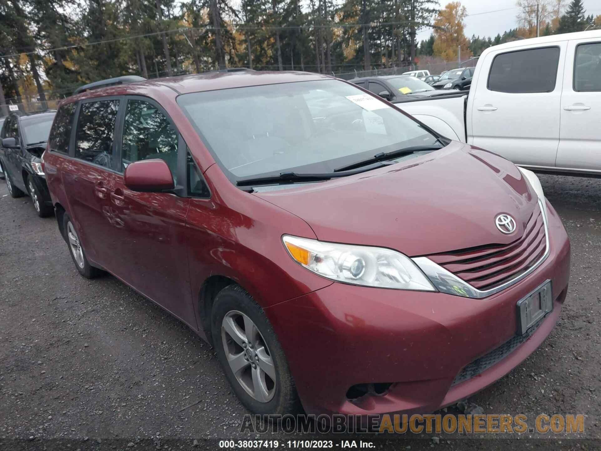 5TDKK3DC7GS707855 TOYOTA SIENNA 2016