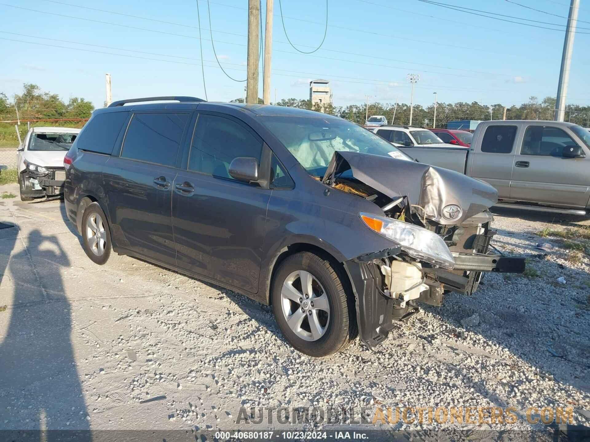 5TDKK3DC8BS025026 TOYOTA SIENNA 2011