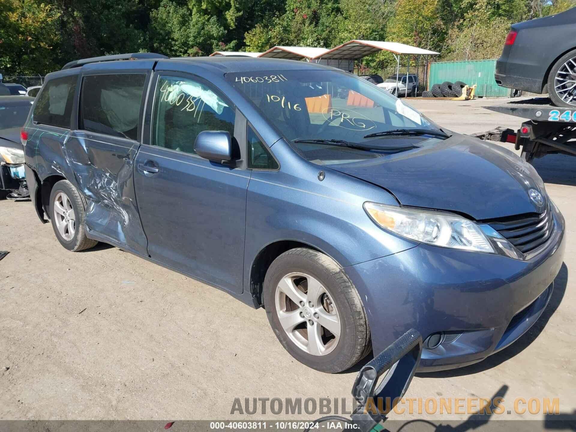 5TDKK3DC8ES452971 TOYOTA SIENNA 2014