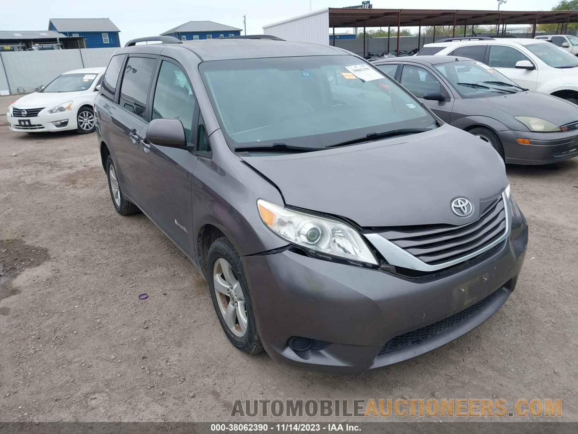 5TDKK3DC8FS556538 TOYOTA SIENNA 2015