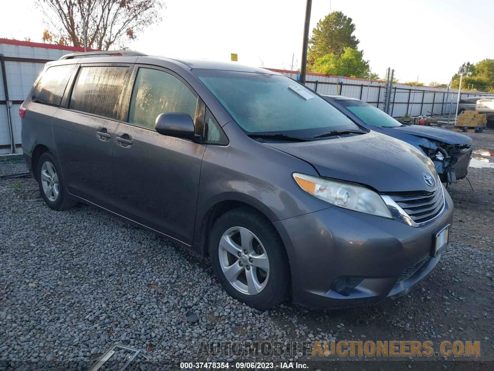 5TDKK3DC8FS571976 TOYOTA SIENNA 2015