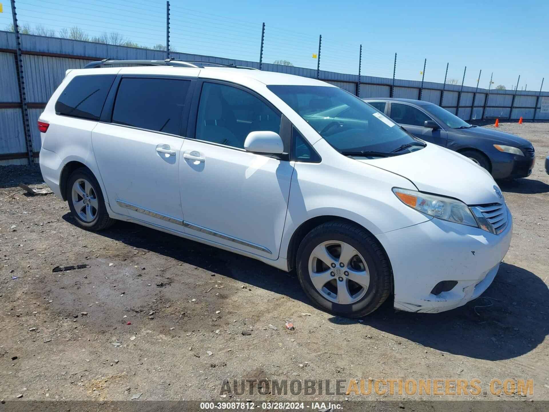 5TDKK3DC8FS573436 TOYOTA SIENNA 2015