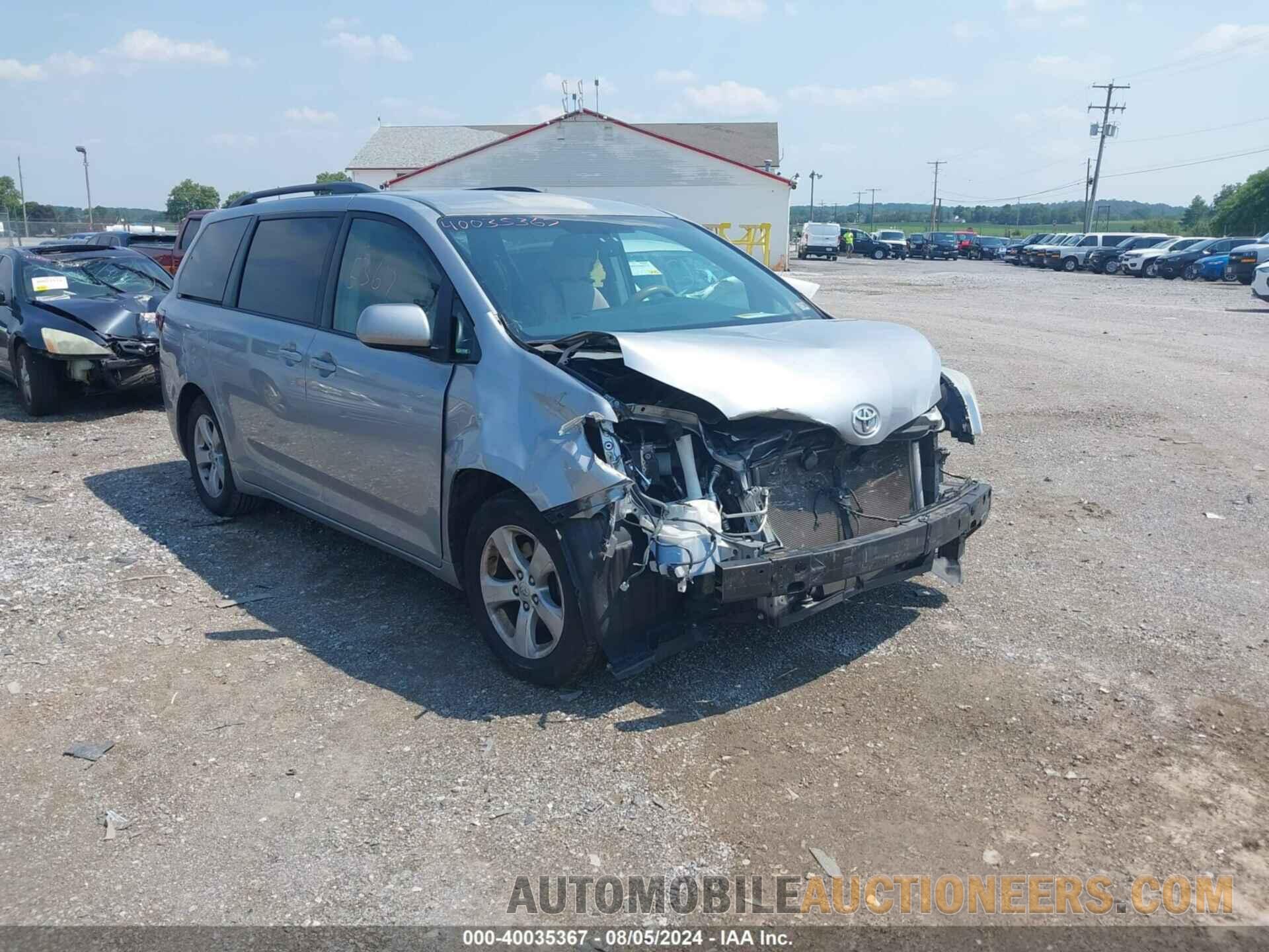 5TDKK3DC8FS586090 TOYOTA SIENNA 2015