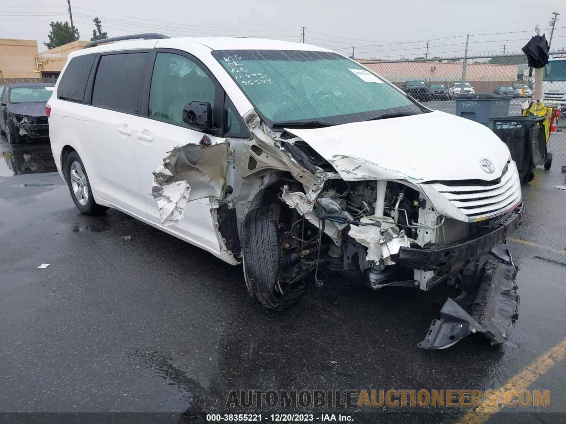 5TDKK3DC8FS637572 TOYOTA SIENNA 2015