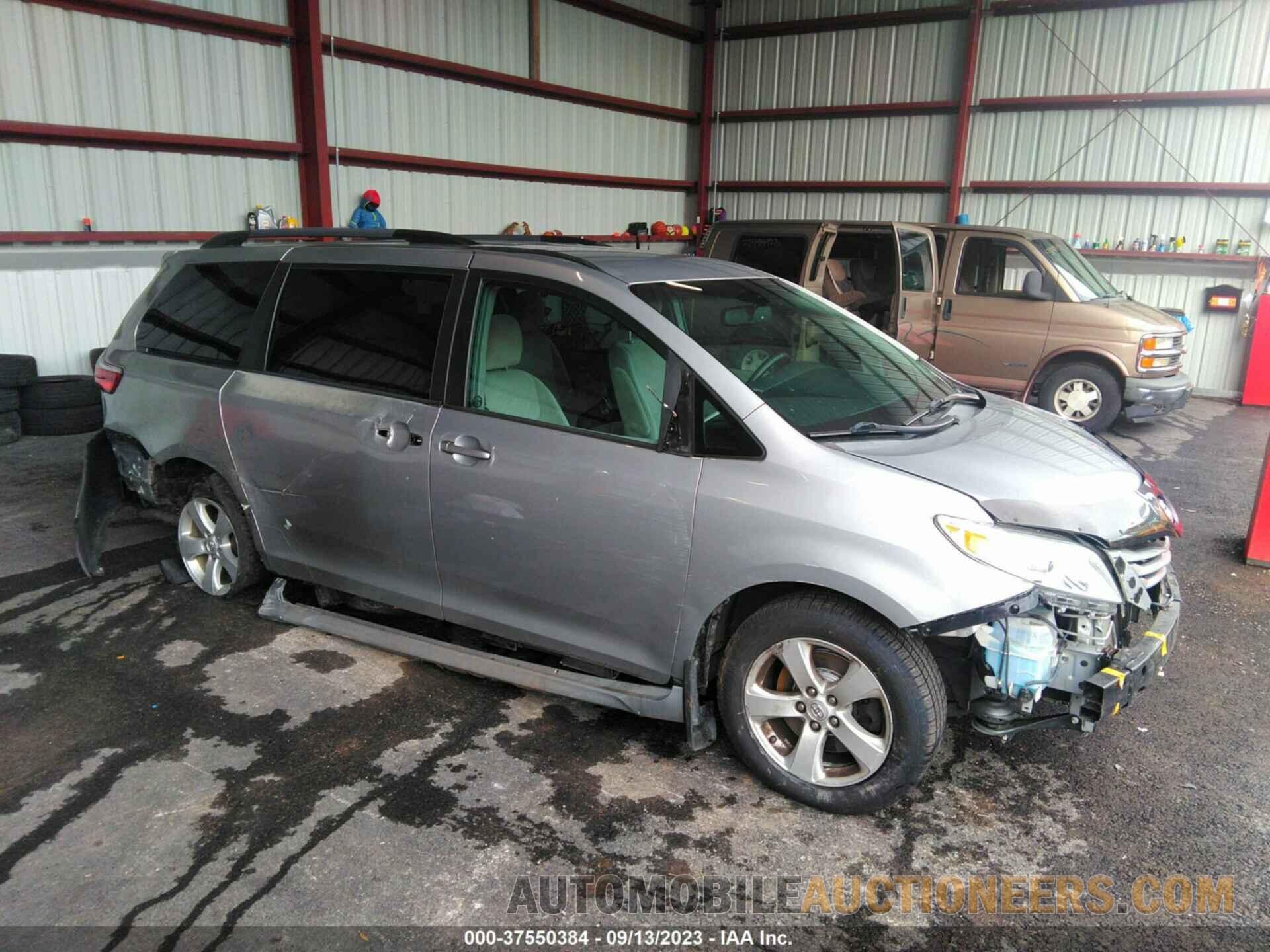 5TDKK3DC8FS651486 TOYOTA SIENNA 2015