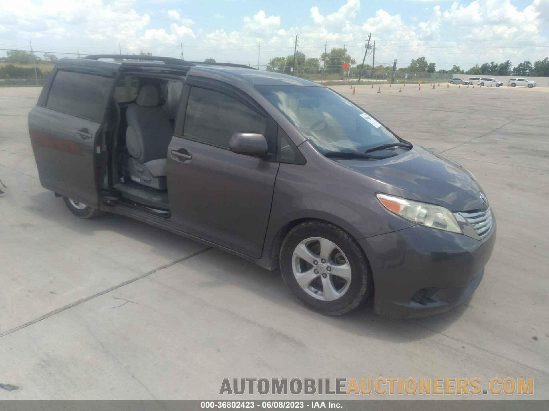 5TDKK3DC8FS662357 TOYOTA SIENNA 2015