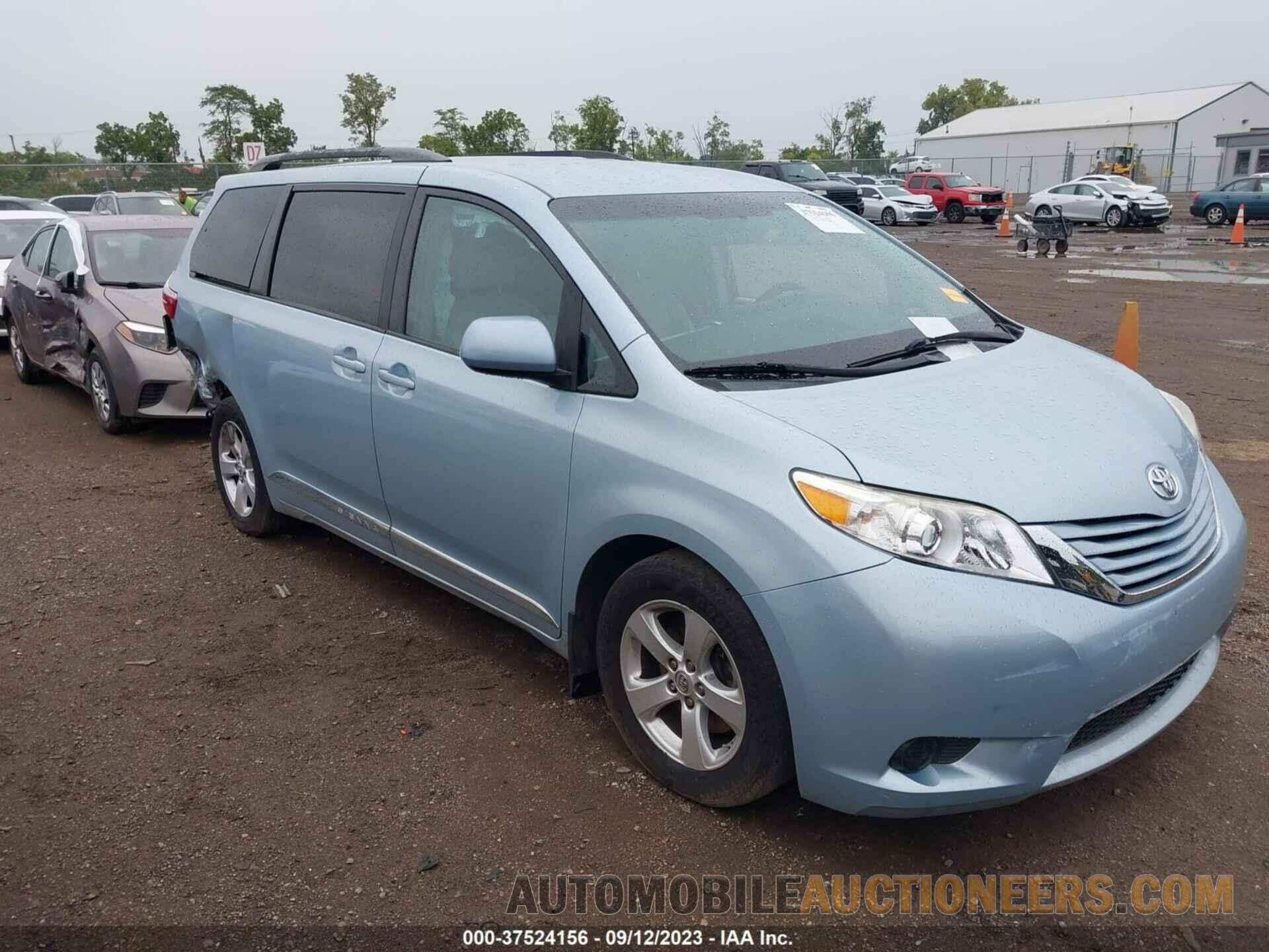 5TDKK3DC8FS690529 TOYOTA SIENNA 2015