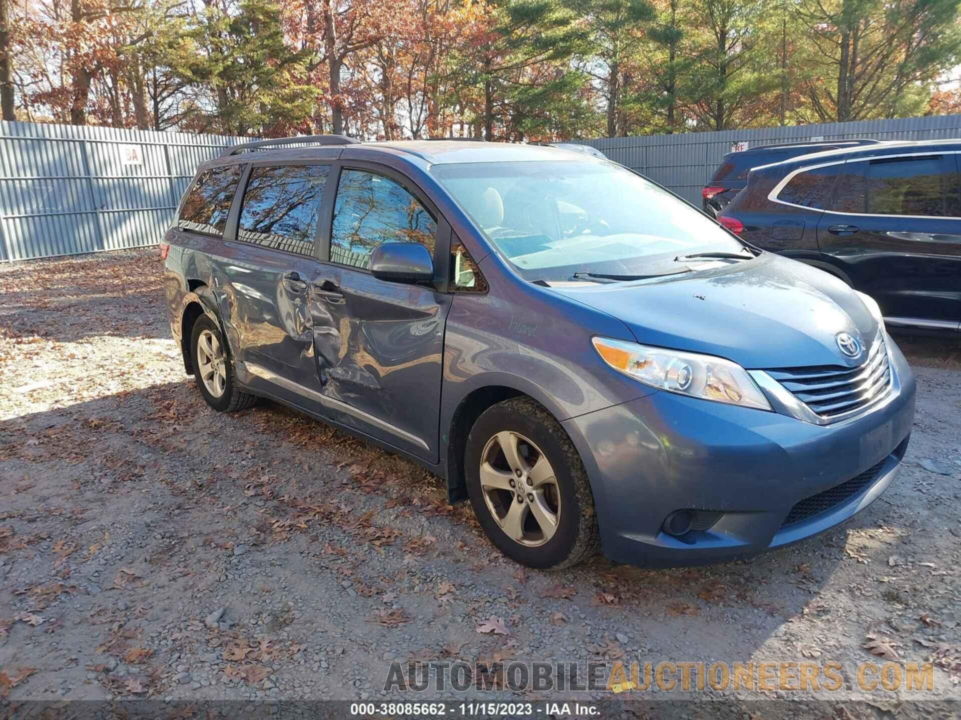 5TDKK3DC8GS764596 TOYOTA SIENNA 2016