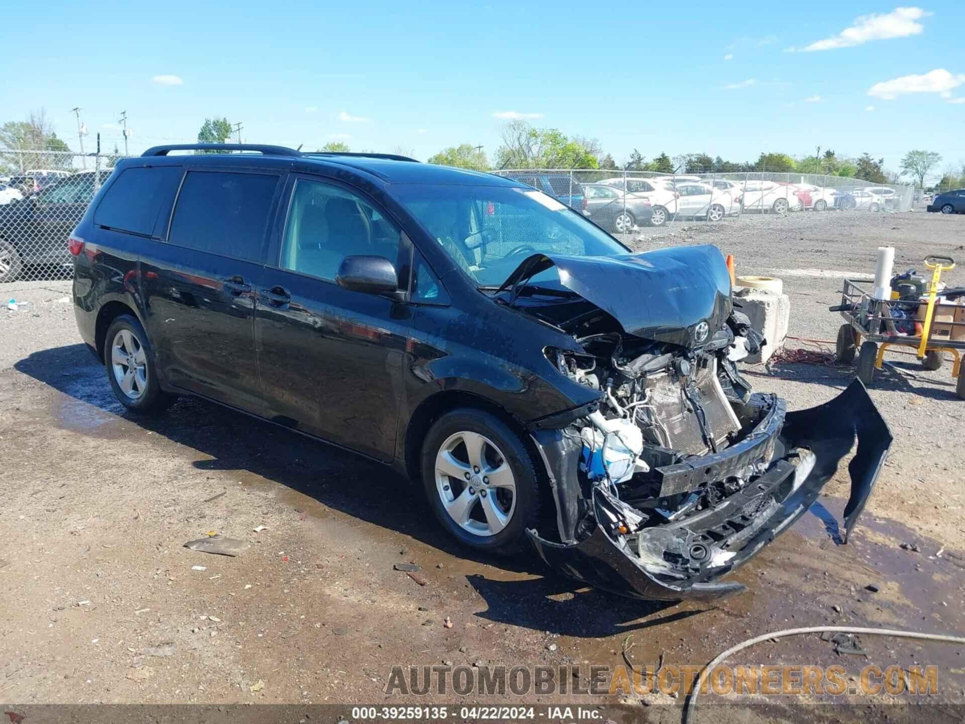 5TDKK3DC9FS596644 TOYOTA SIENNA 2015