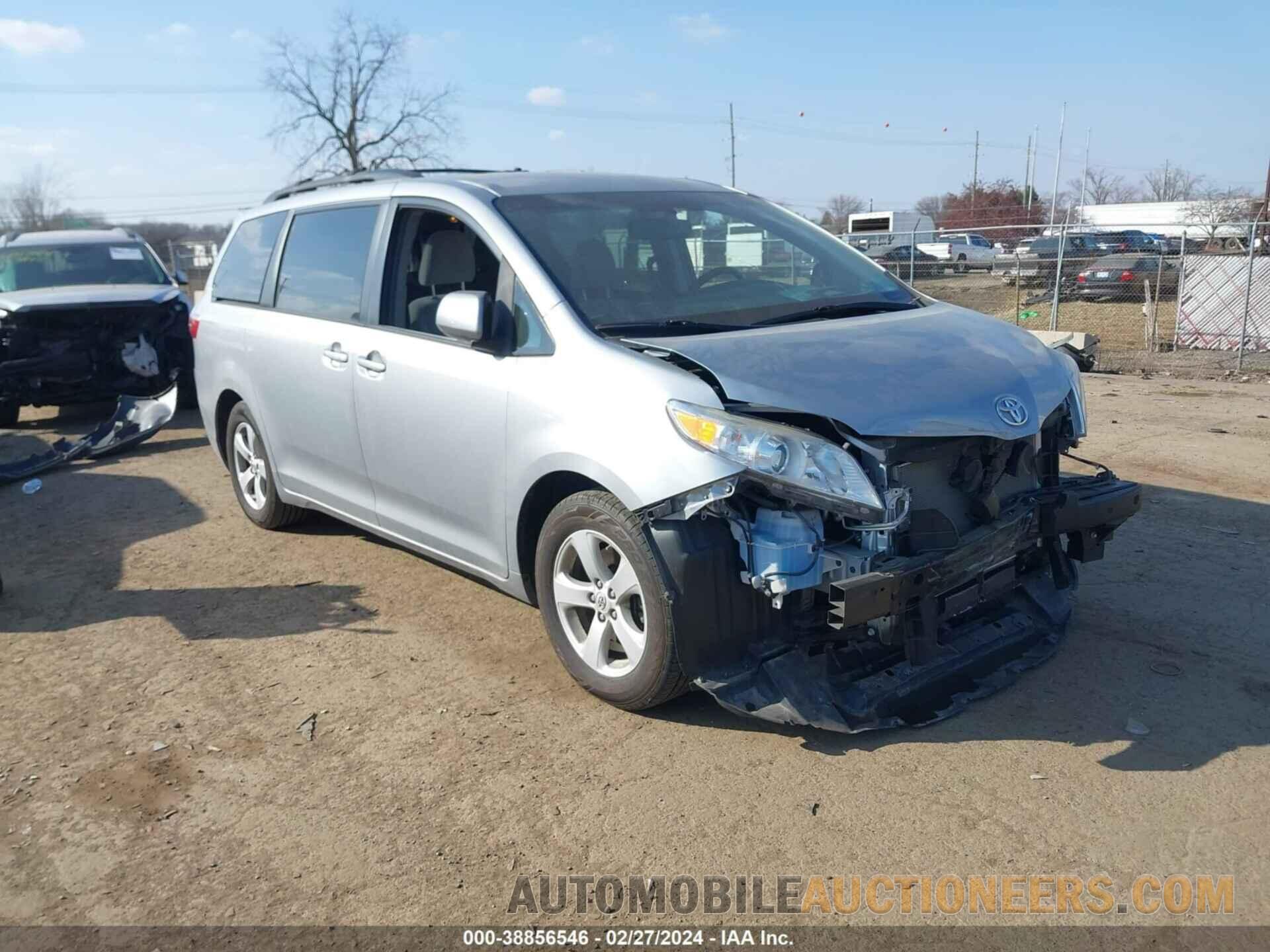 5TDKK3DC9FS645891 TOYOTA SIENNA 2015