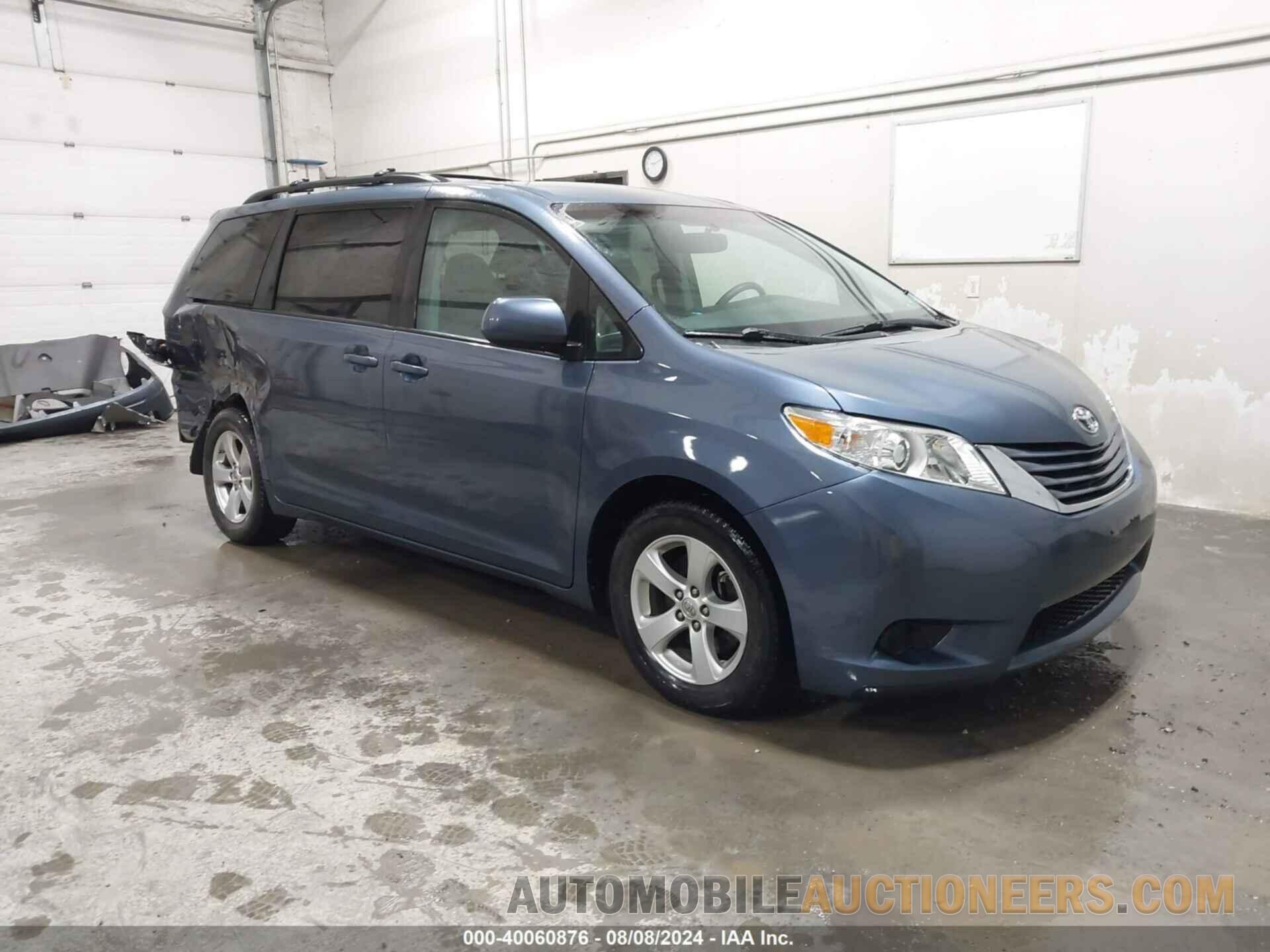 5TDKK3DC9GS692677 TOYOTA SIENNA 2016