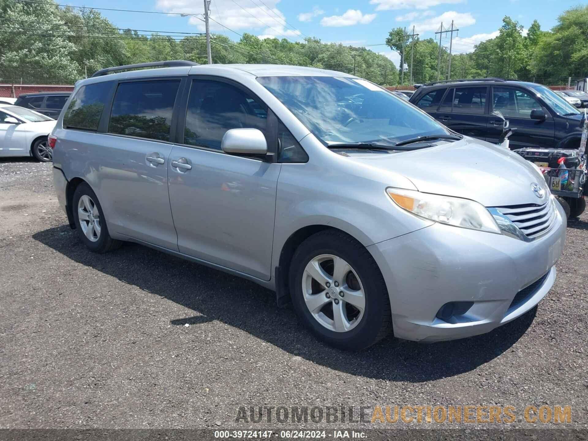 5TDKK3DC9GS700504 TOYOTA SIENNA 2016