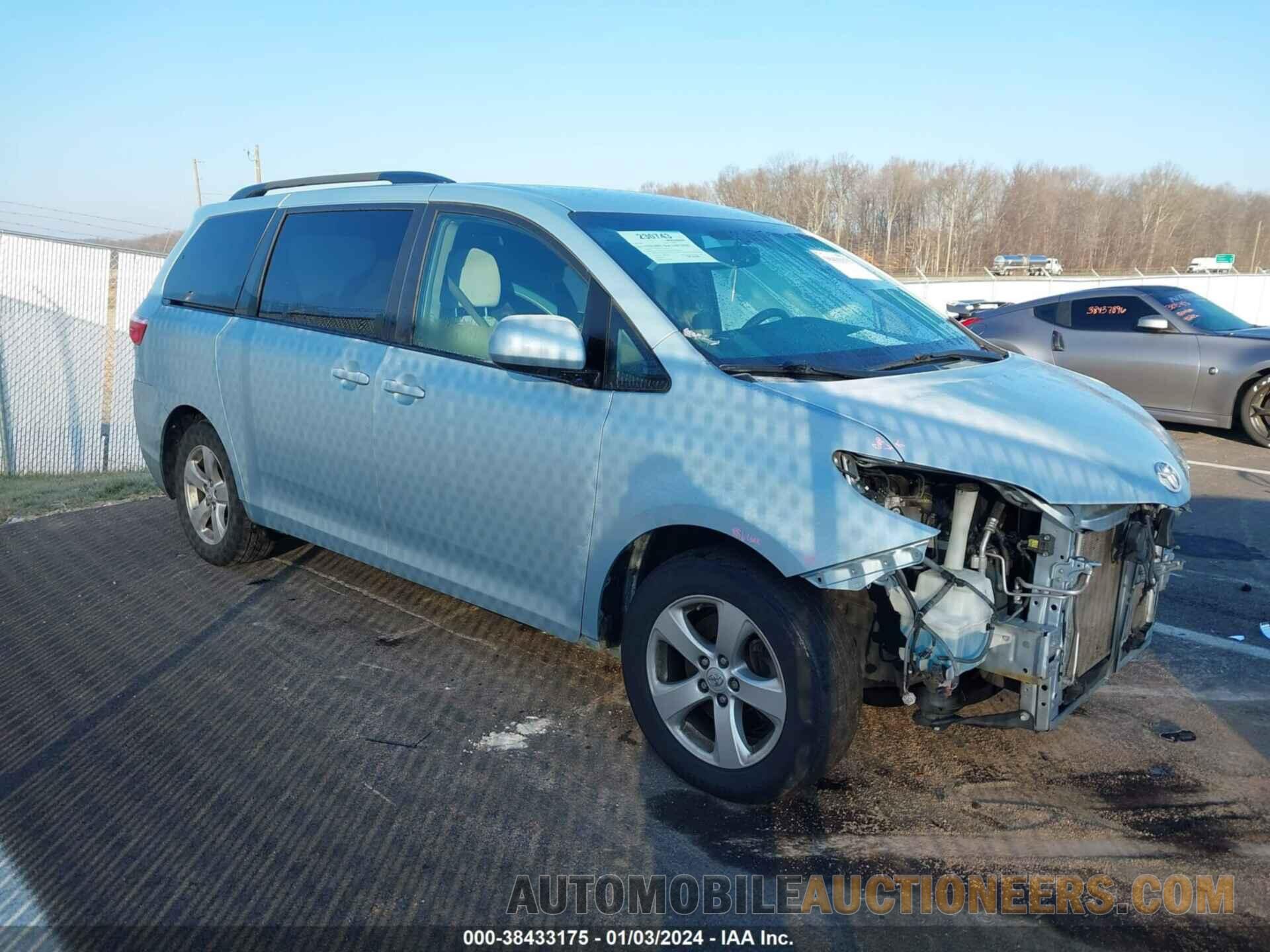 5TDKK3DC9GS713947 TOYOTA SIENNA 2016