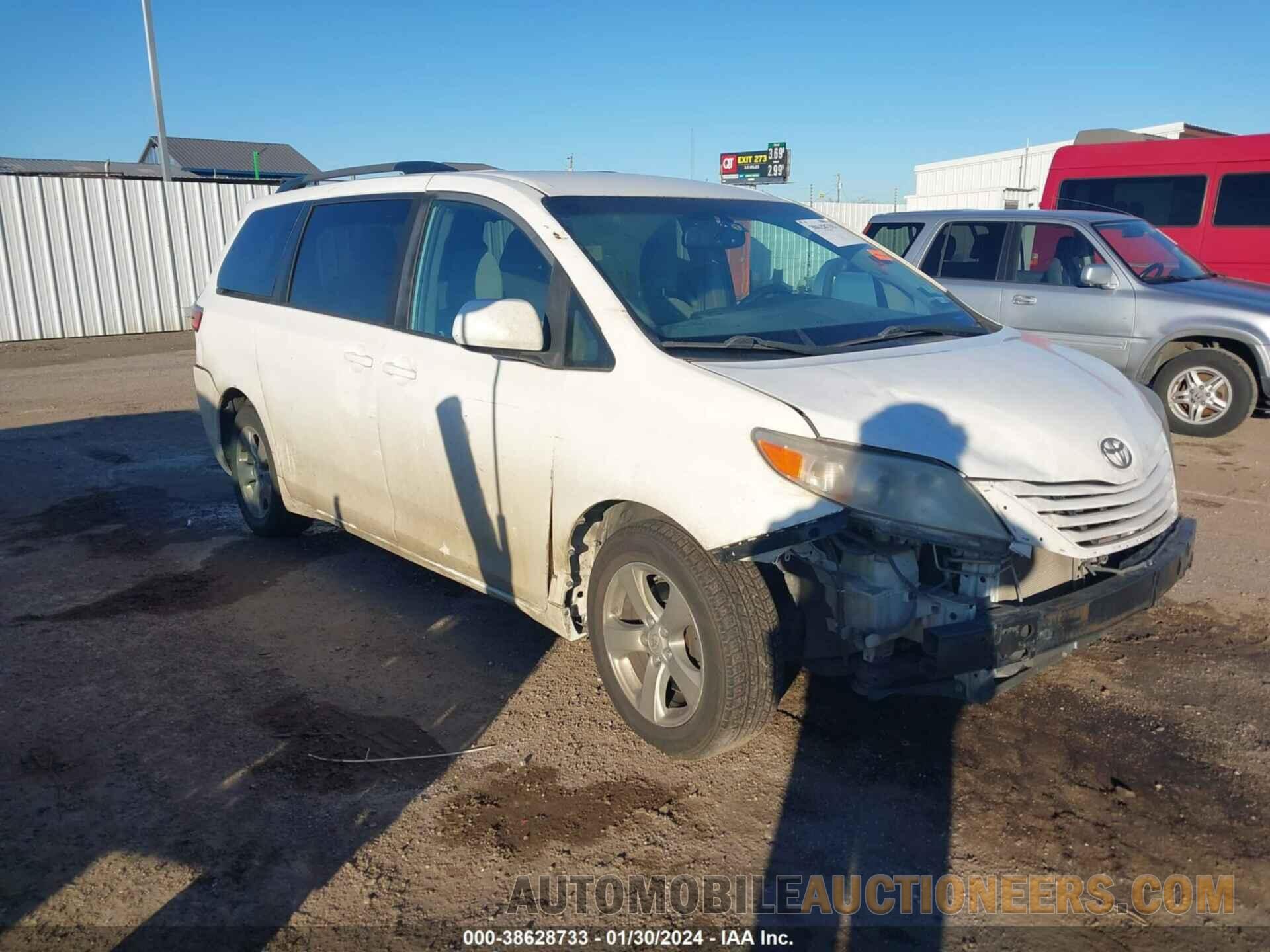 5TDKK3DC9GS726309 TOYOTA SIENNA 2016