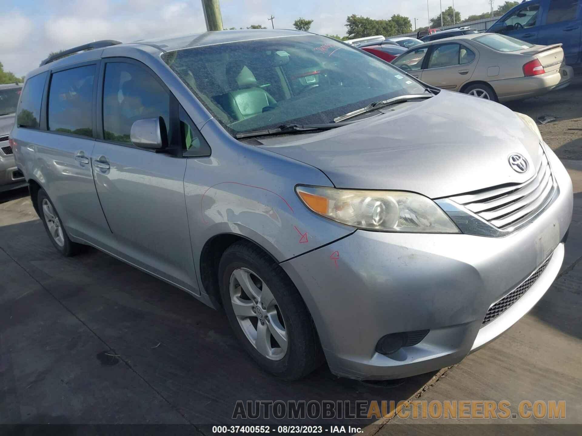 5TDKK3DC9GS752652 TOYOTA SIENNA 2016