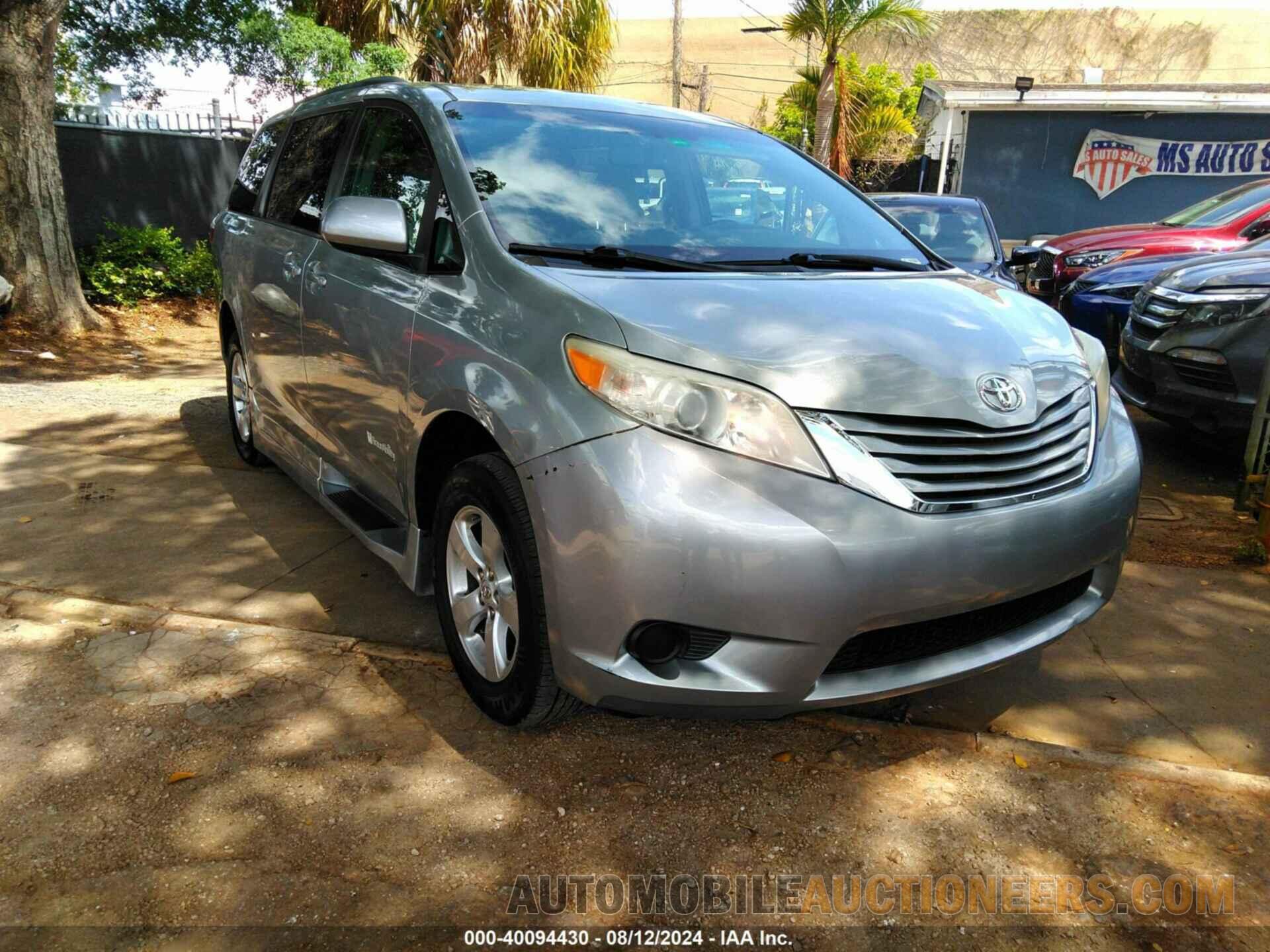 5TDKK3DC9GS754403 TOYOTA SIENNA 2016