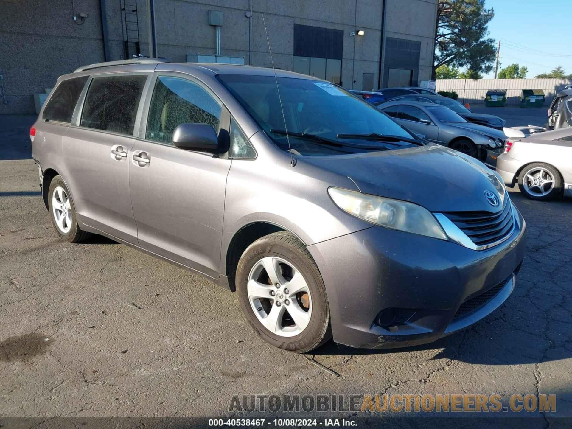 5TDKK3DCXBS018000 TOYOTA SIENNA 2011