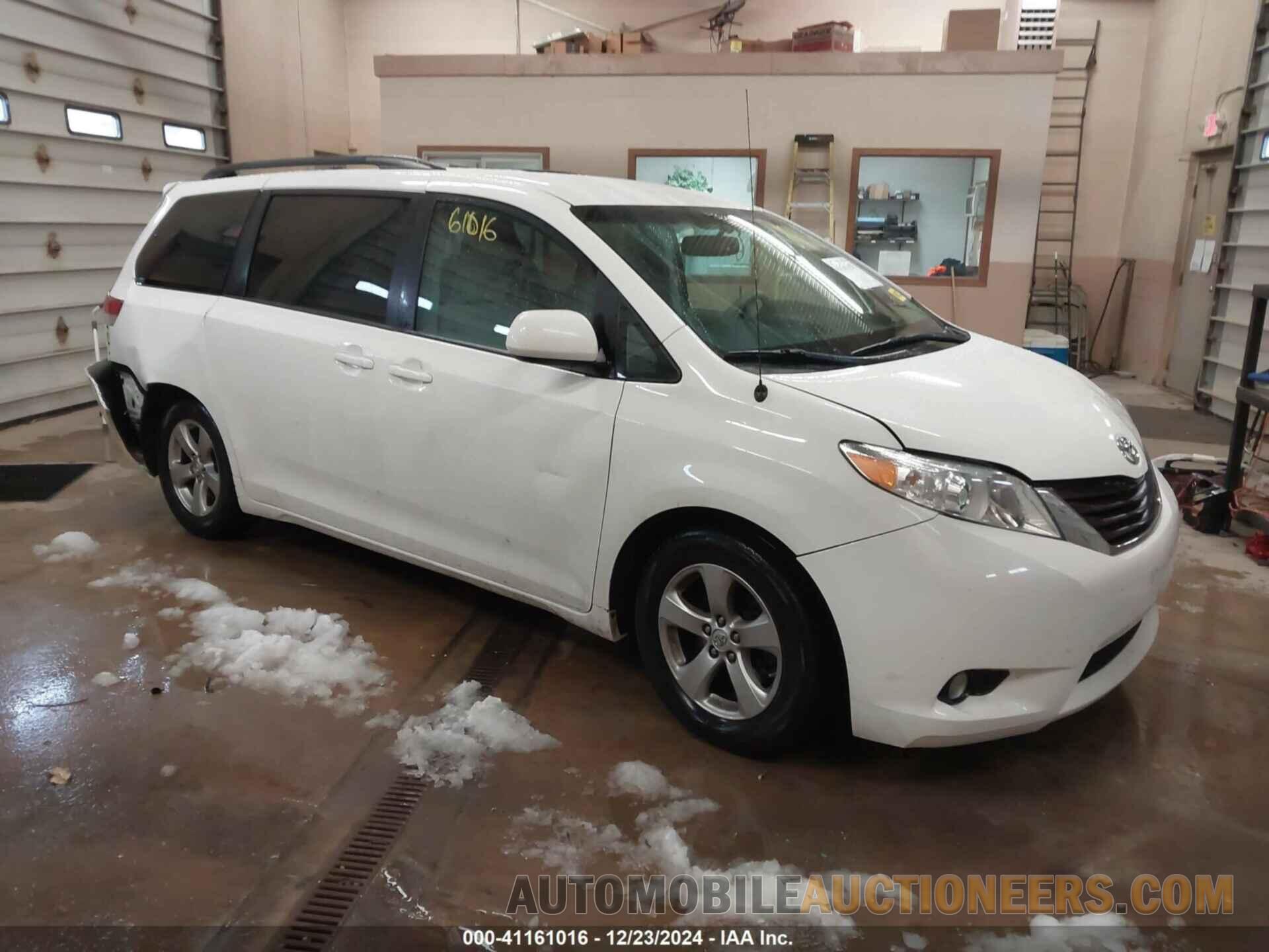 5TDKK3DCXES508683 TOYOTA SIENNA 2014