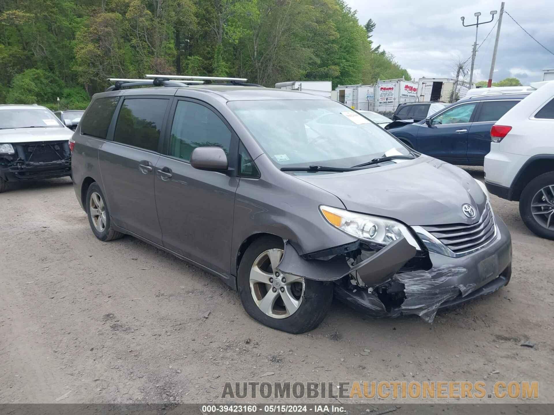 5TDKK3DCXFS542852 TOYOTA SIENNA 2015